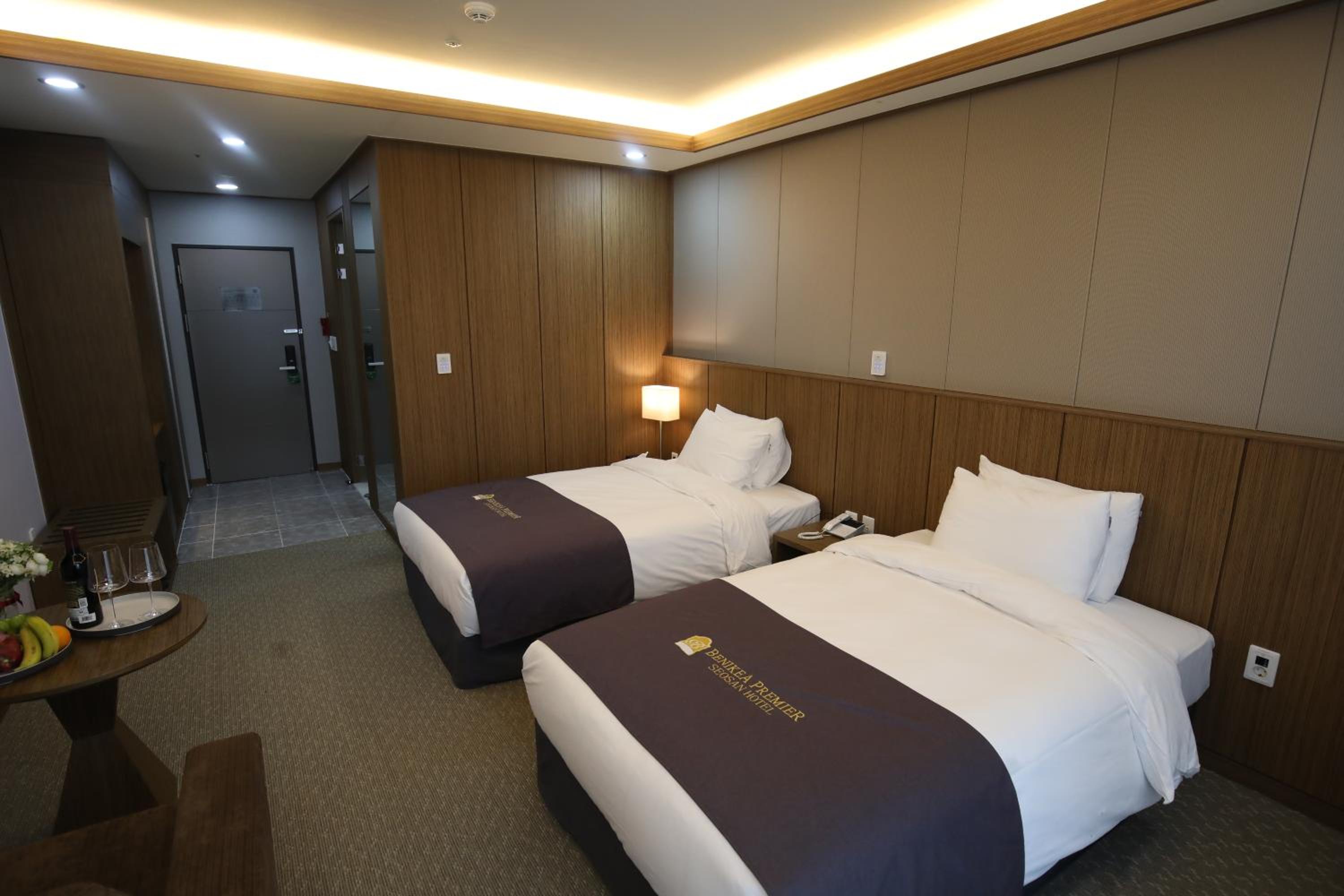 Superior Twin Room - Photo 1