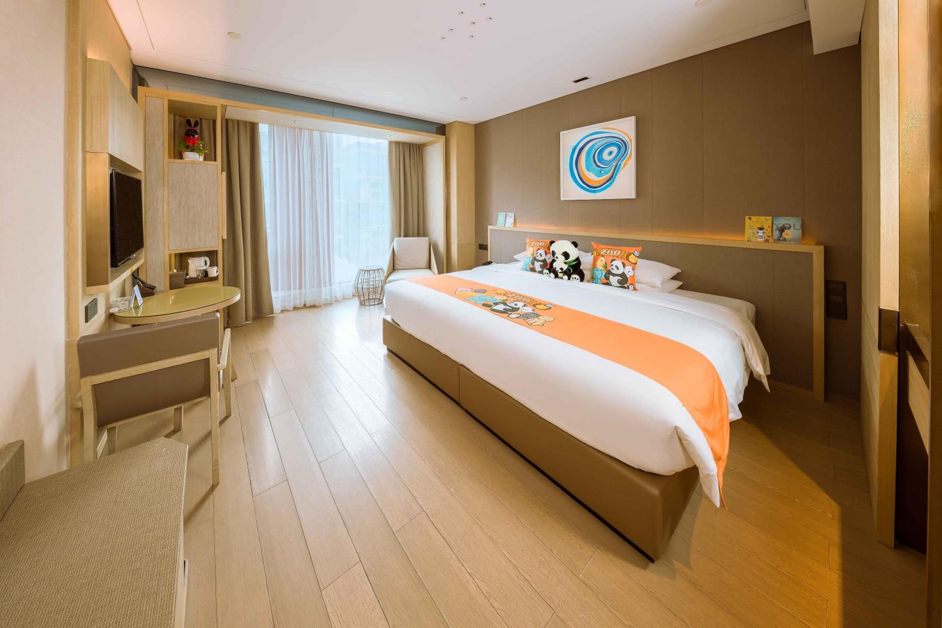 Deluxe City View Room with King Bed