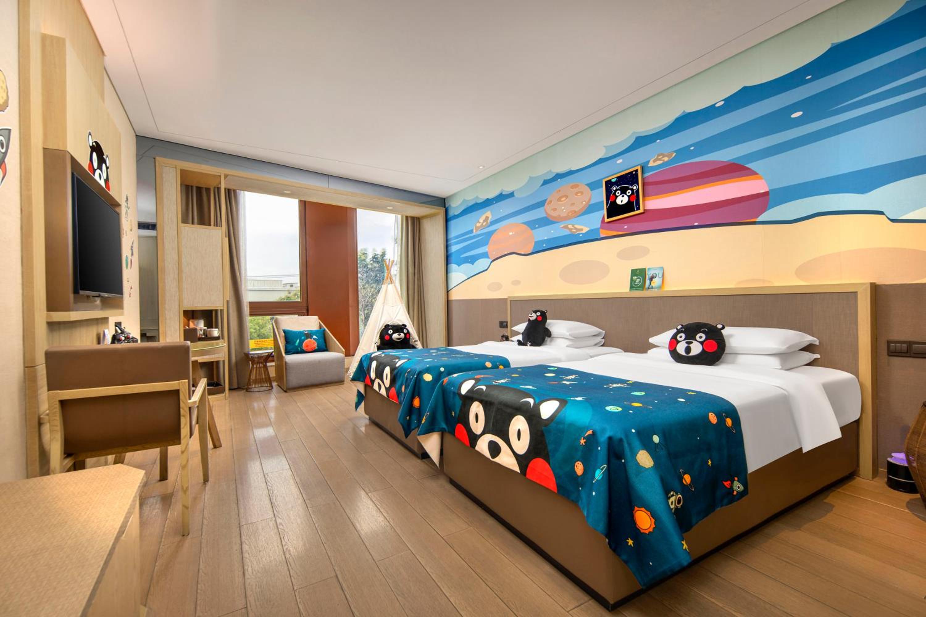 Twin Room - City Side