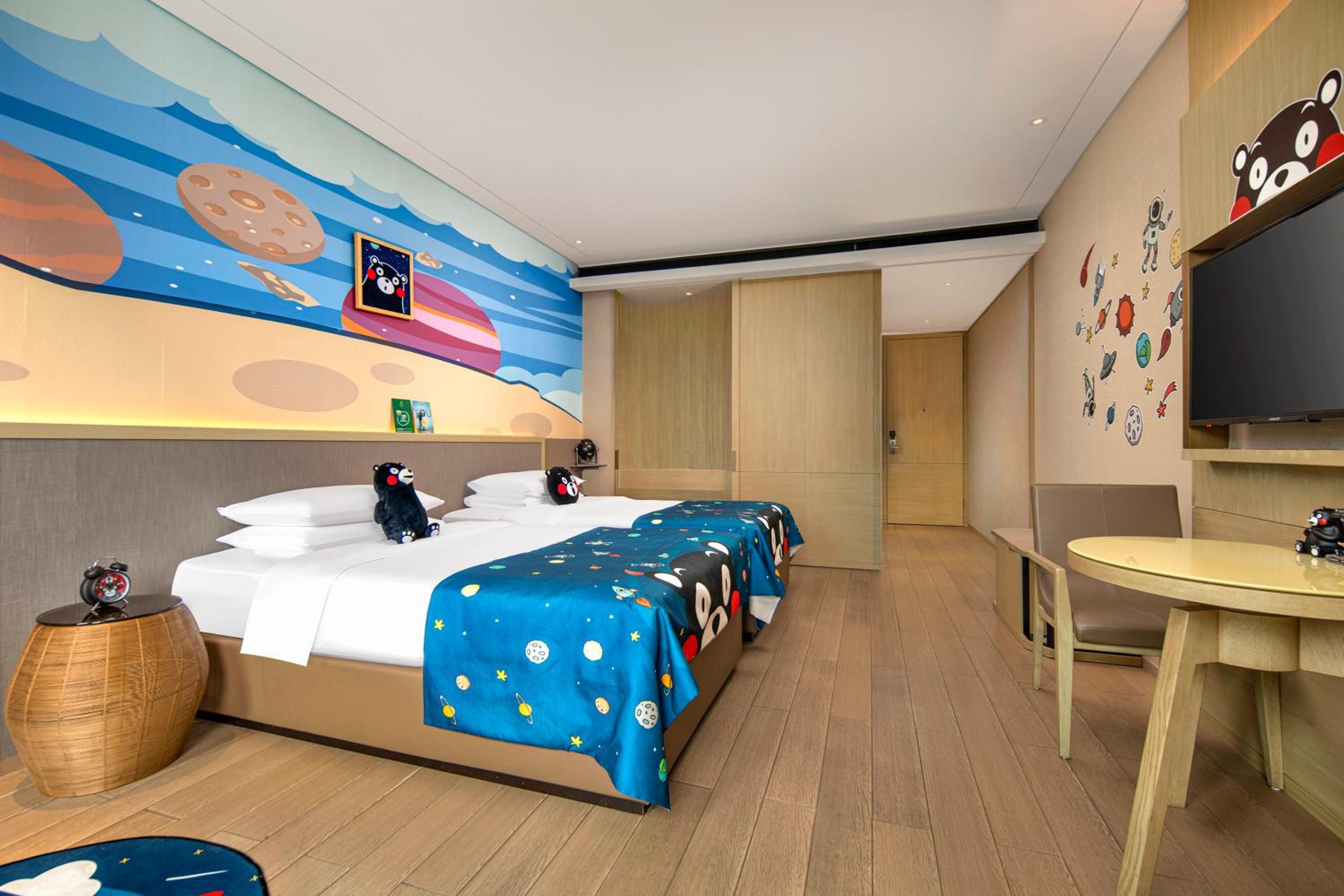 Twin Room - City Side