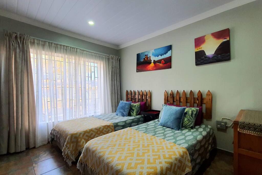 Three-Bedroom House photo 1