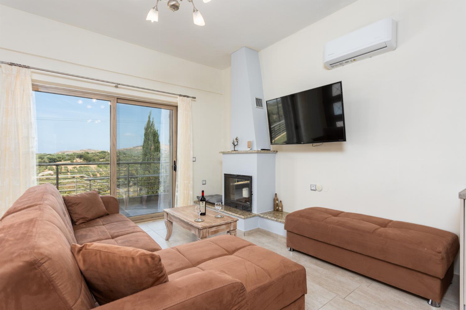 Villa photo 1