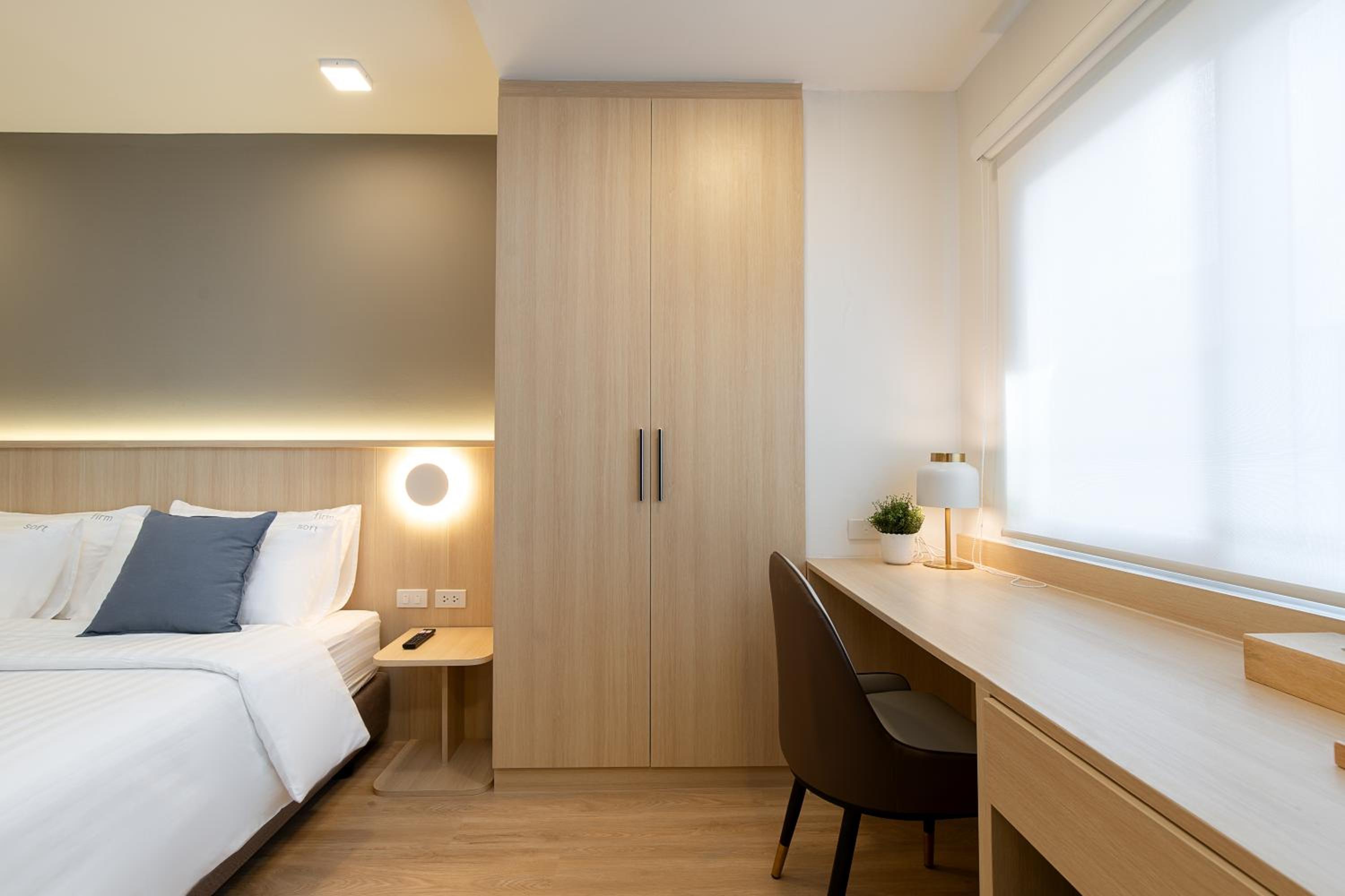 Family Two-Bedroom Suite with balcony photo 3