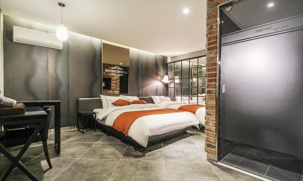 Deluxe Twin Room With 2 Free Breakfast