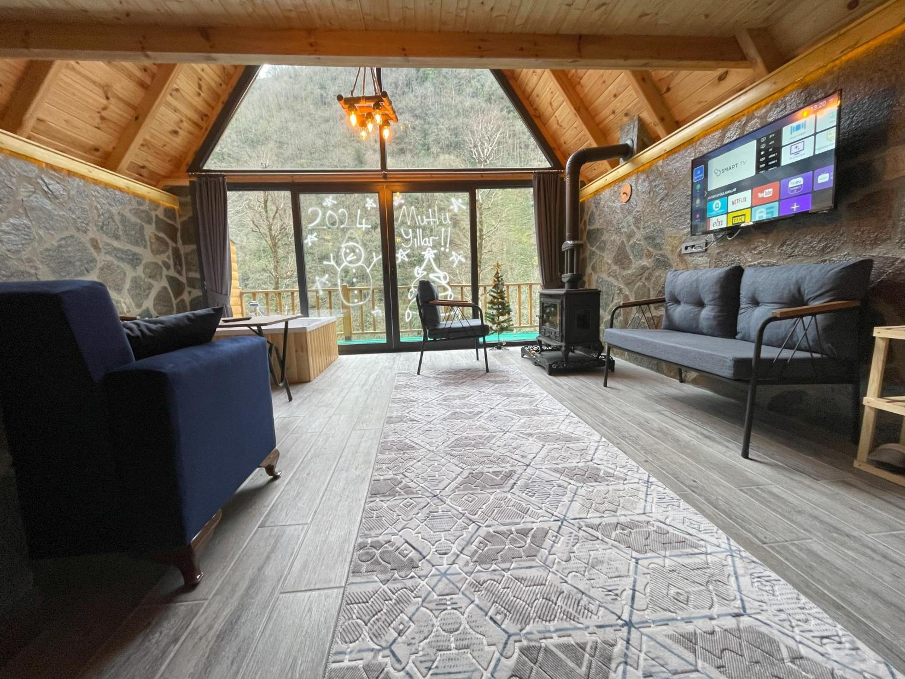 Suite with River View