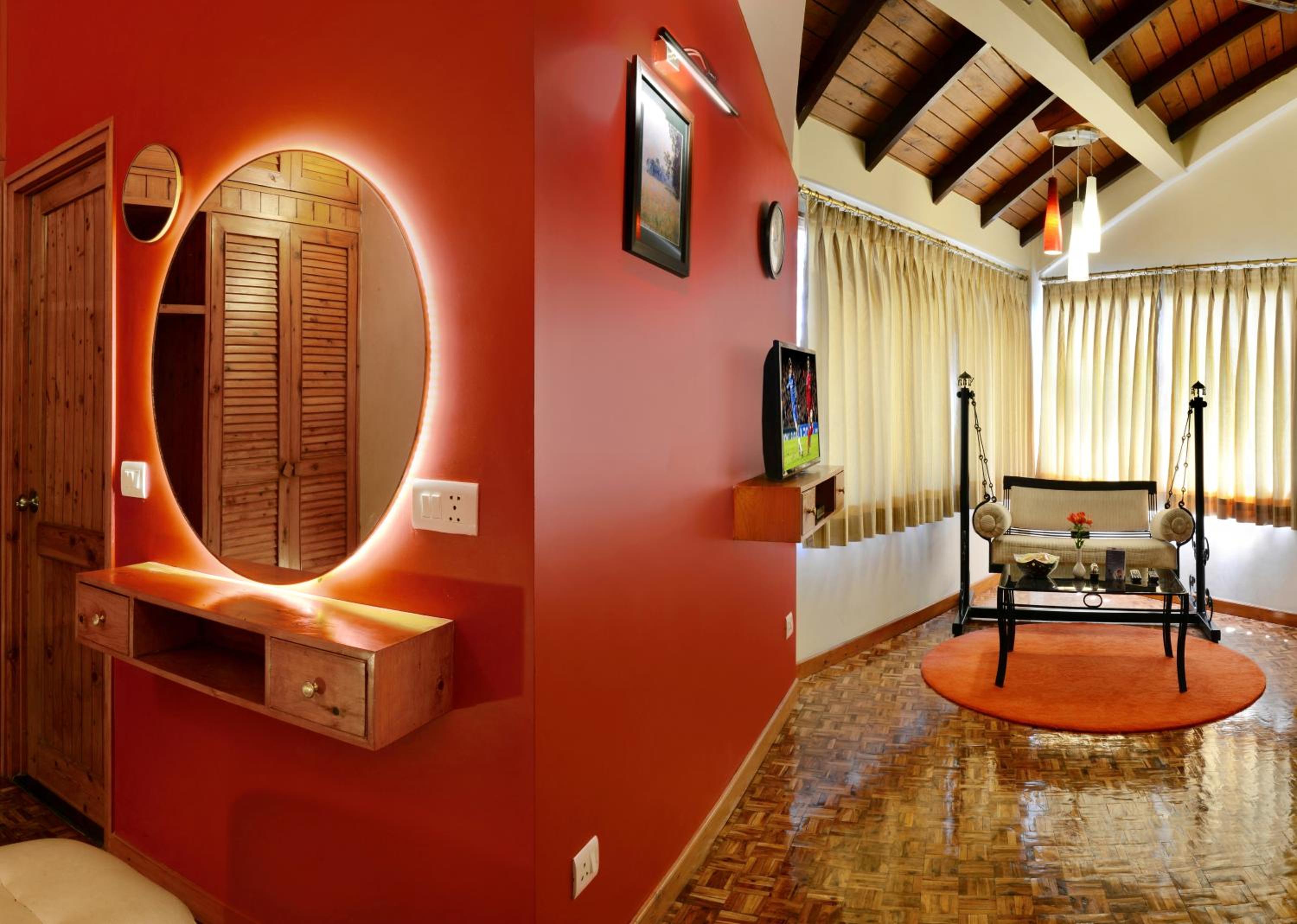 Honeymoon Suite - Photo 6