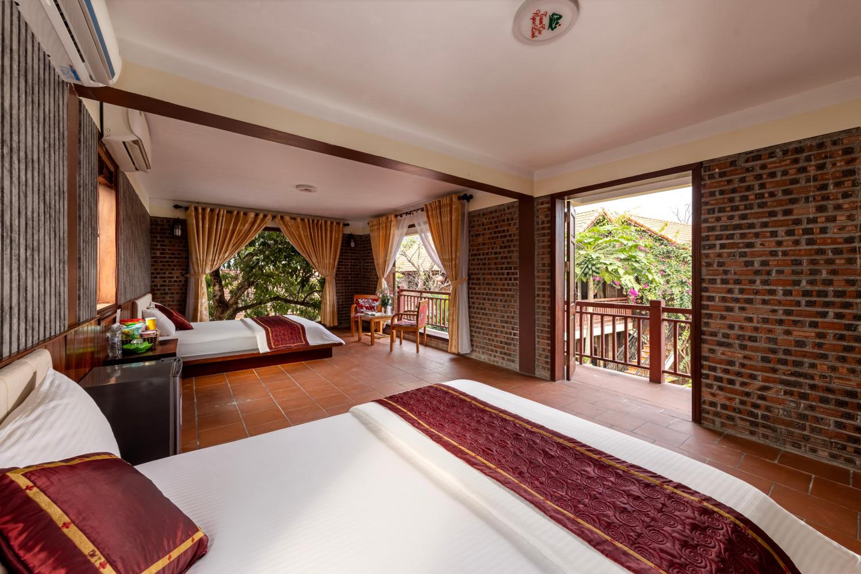 Deluxe Family Room