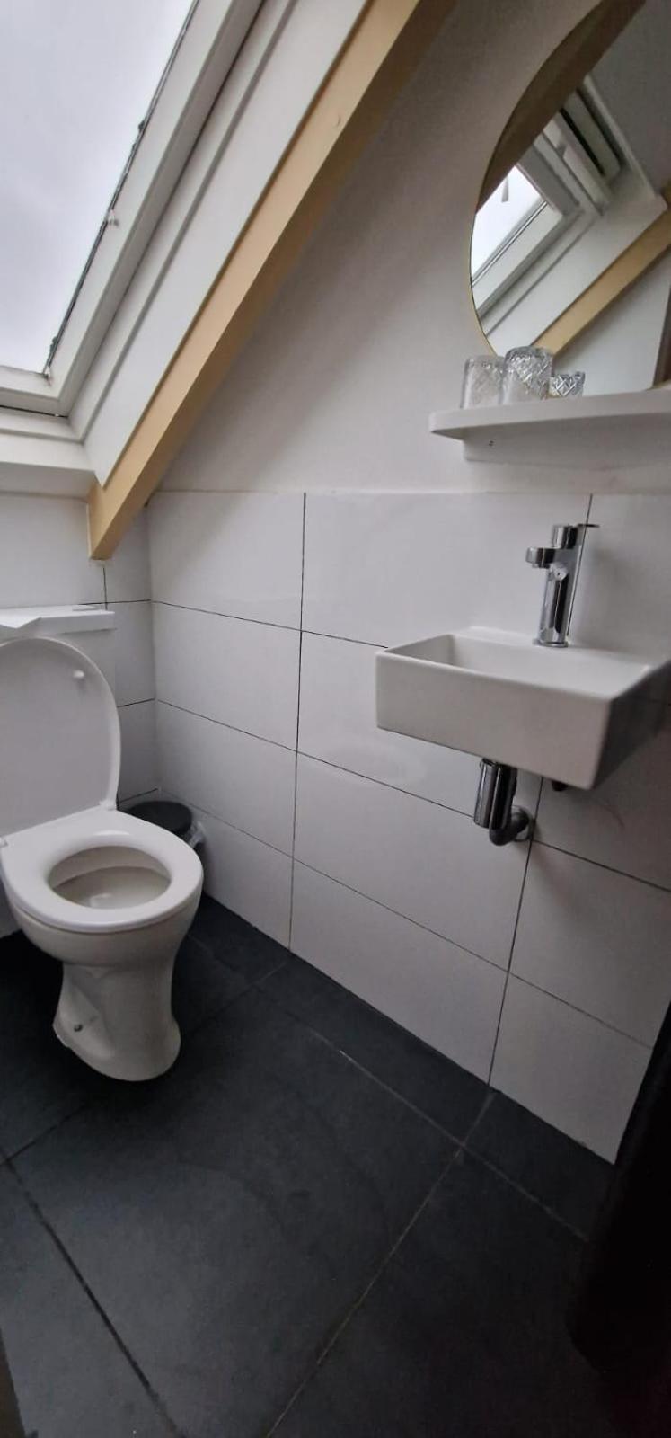 Double Room with Private Bathroom - Photo 5