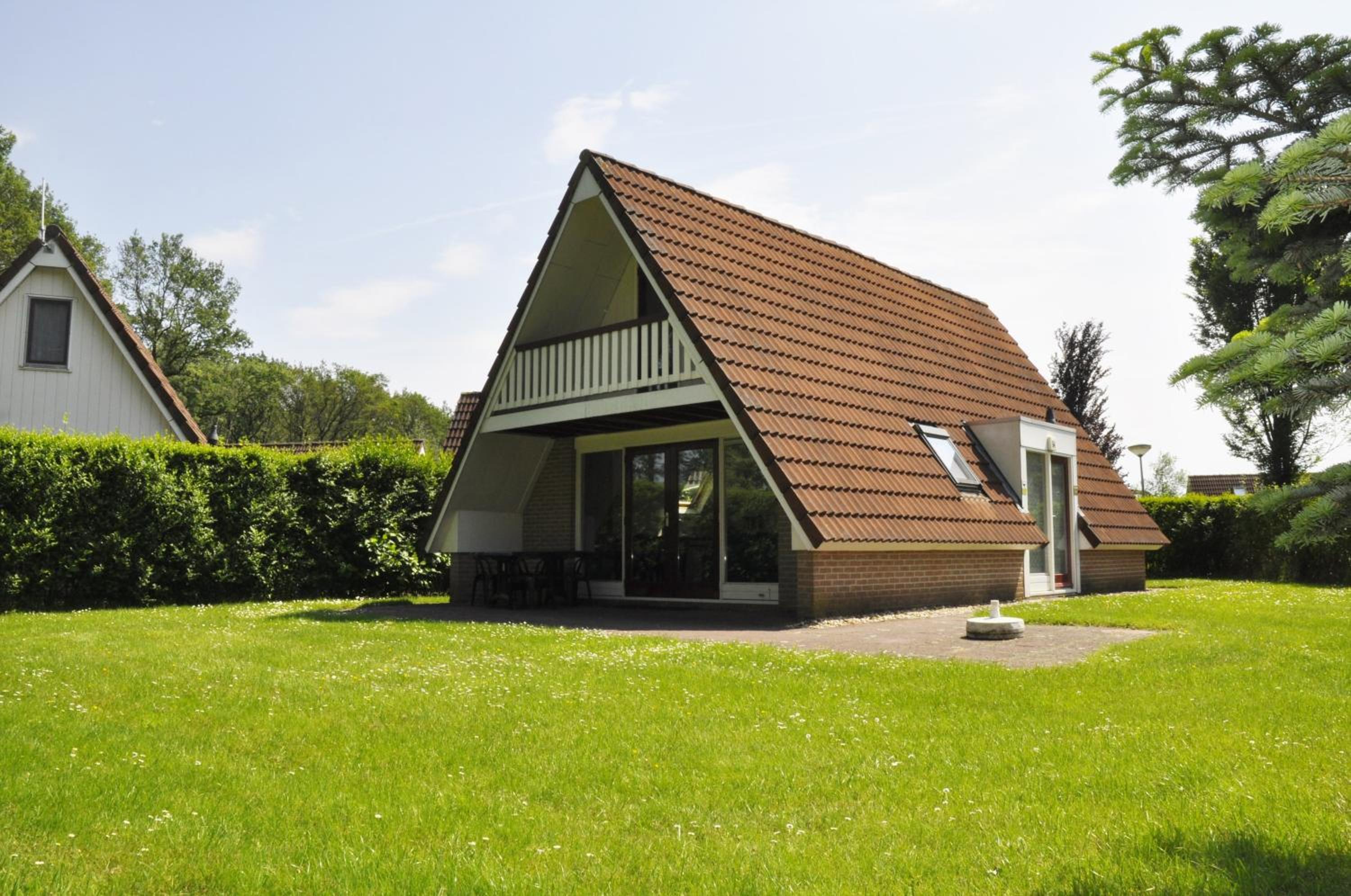 Three-Bedroom Bungalow photo 3