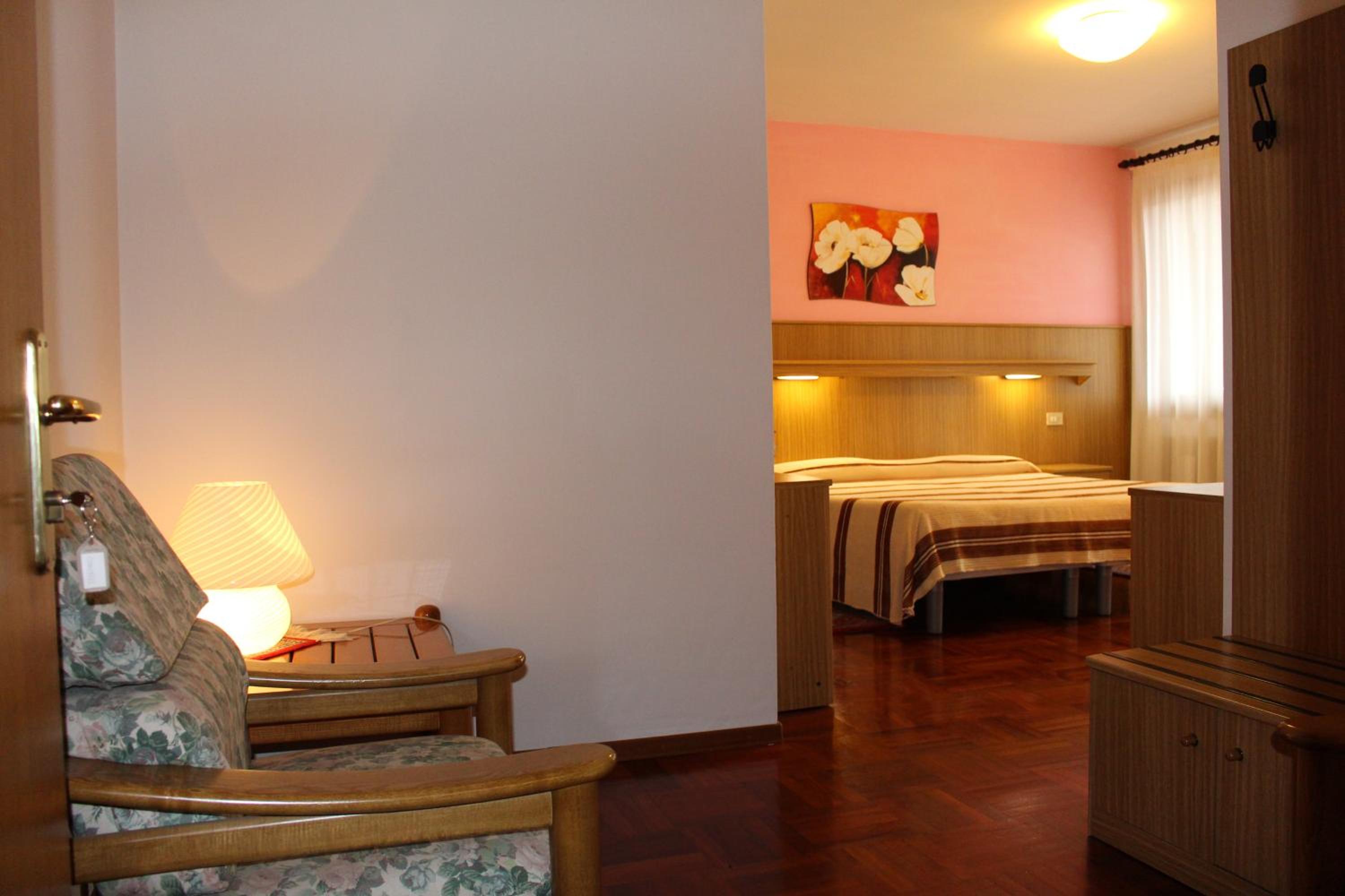 Comfort Double Room - Photo 7