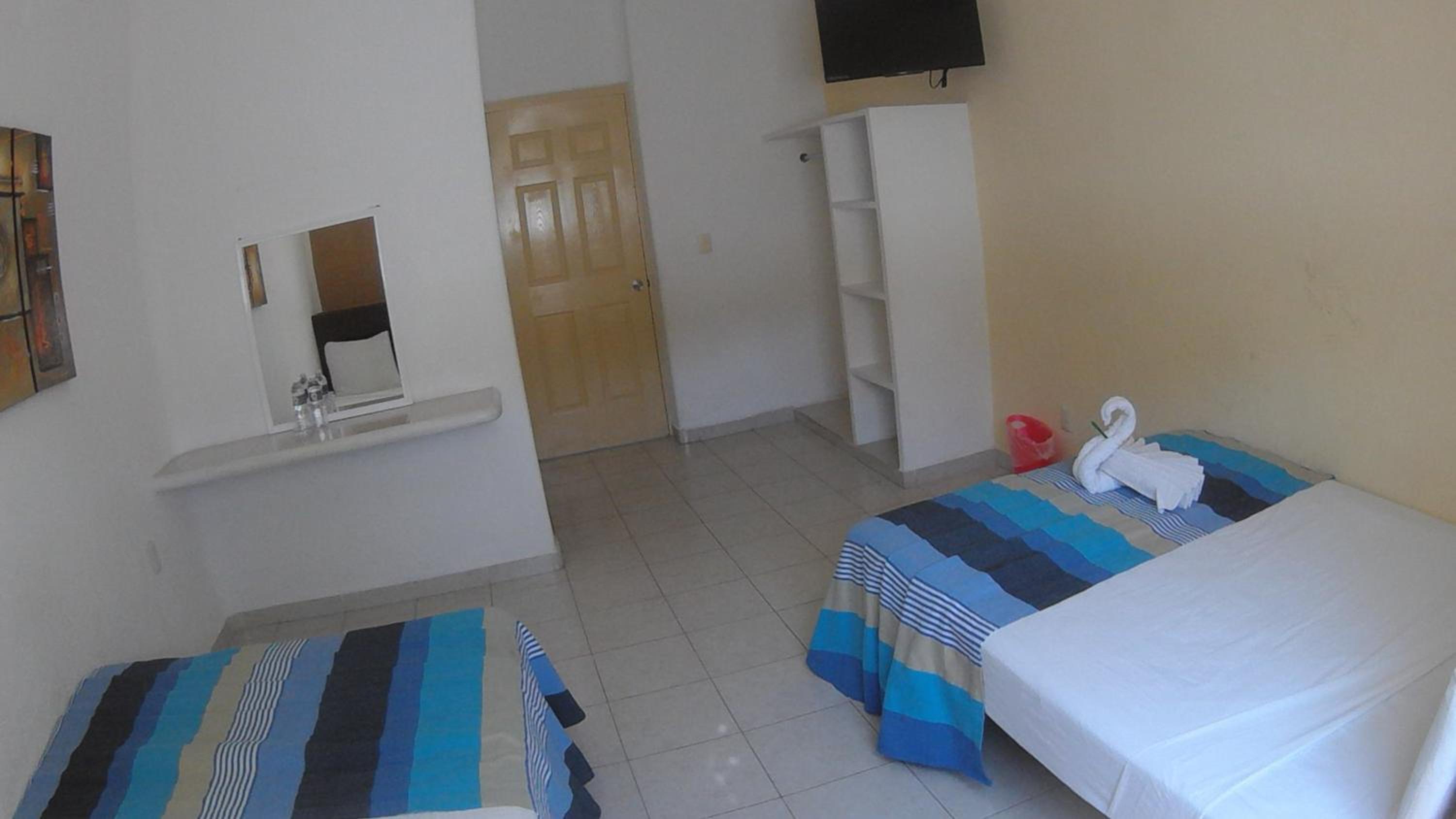 Standard Double Room with Two Double Beds photo 3