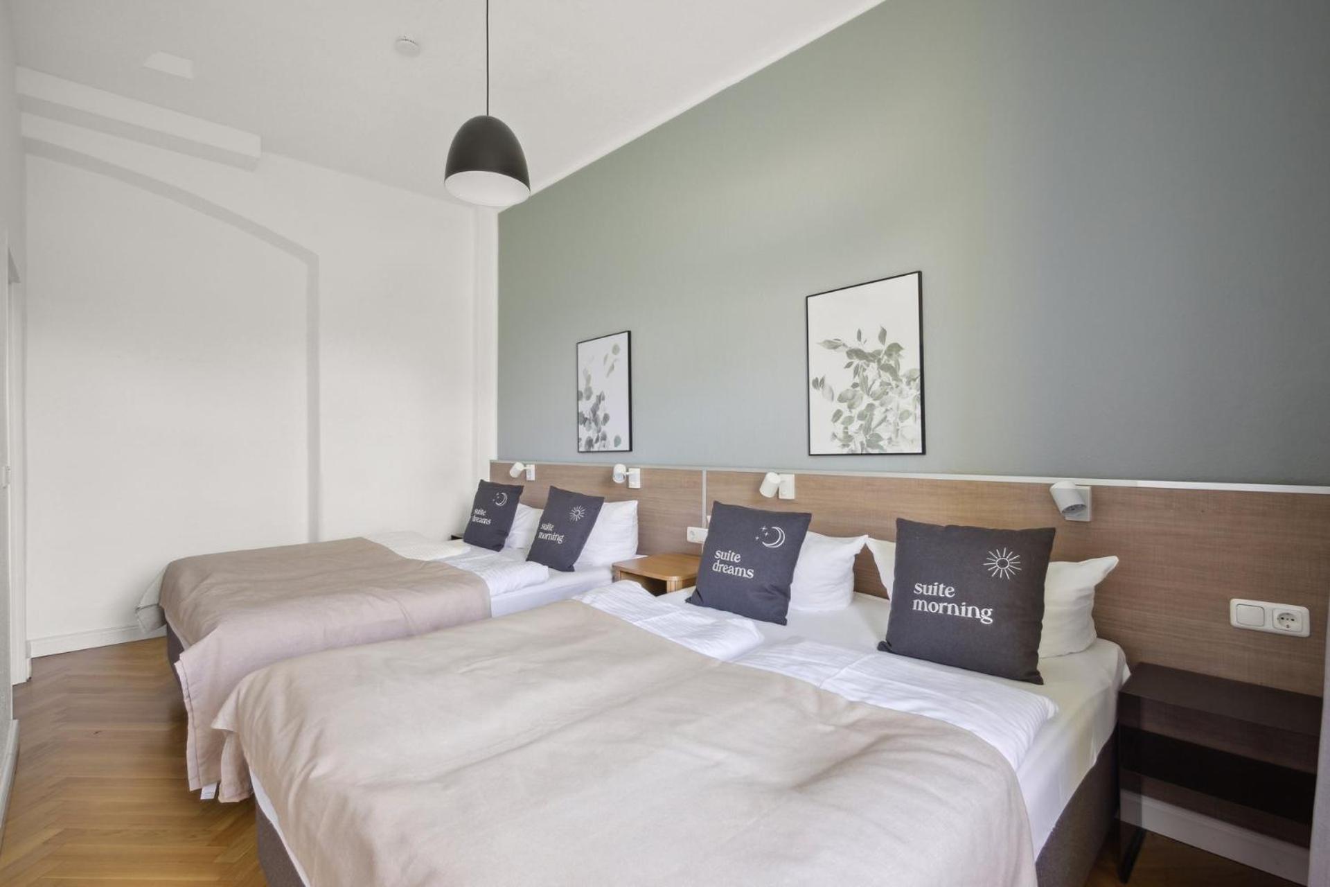 Two-Bedroom Suite - Photo 15