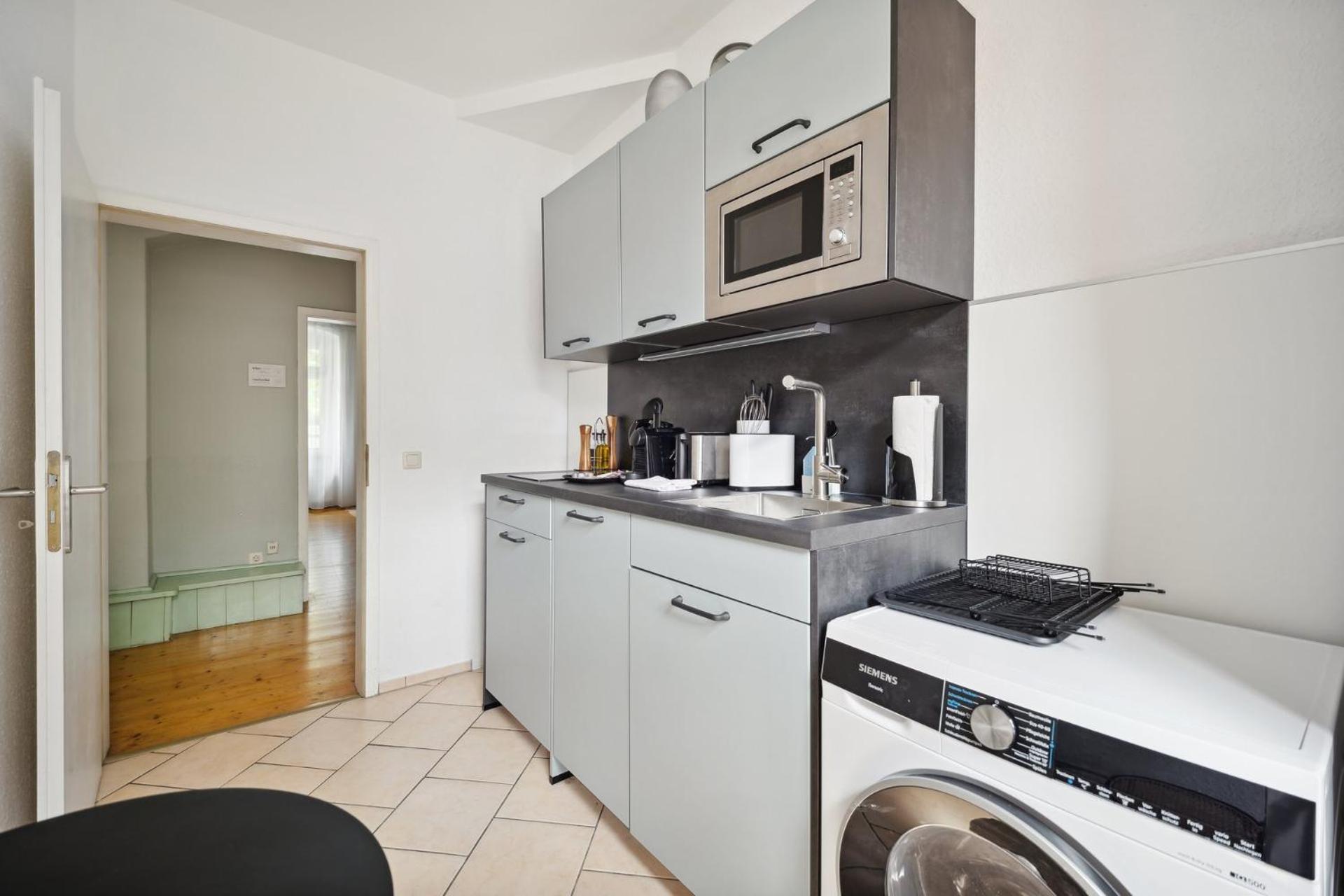 One-Bedroom Suite - Photo 20