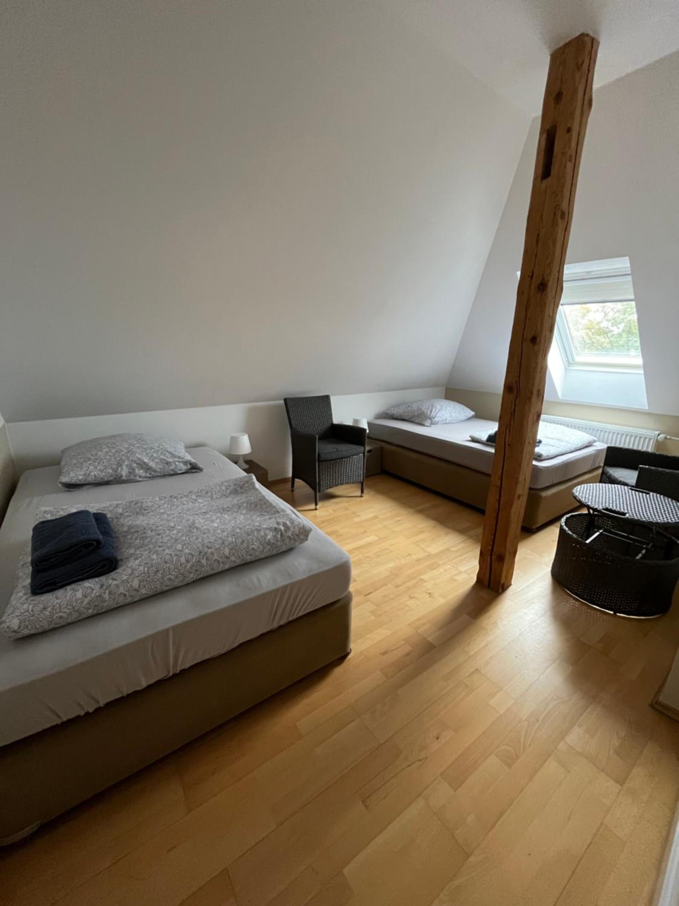 Large Twin Room photo 3