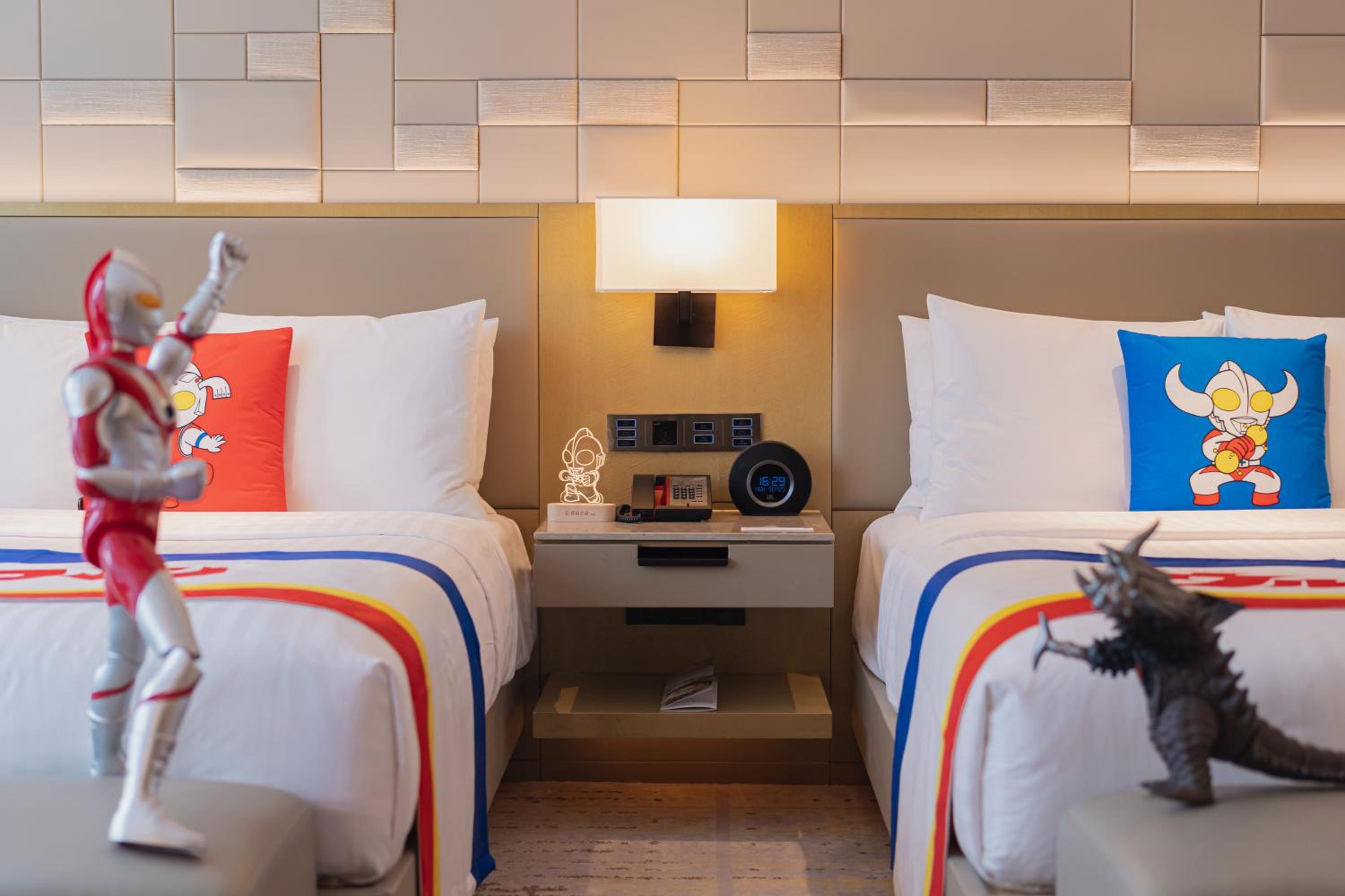 Family Room with Two Twin Beds and Twin Towers View