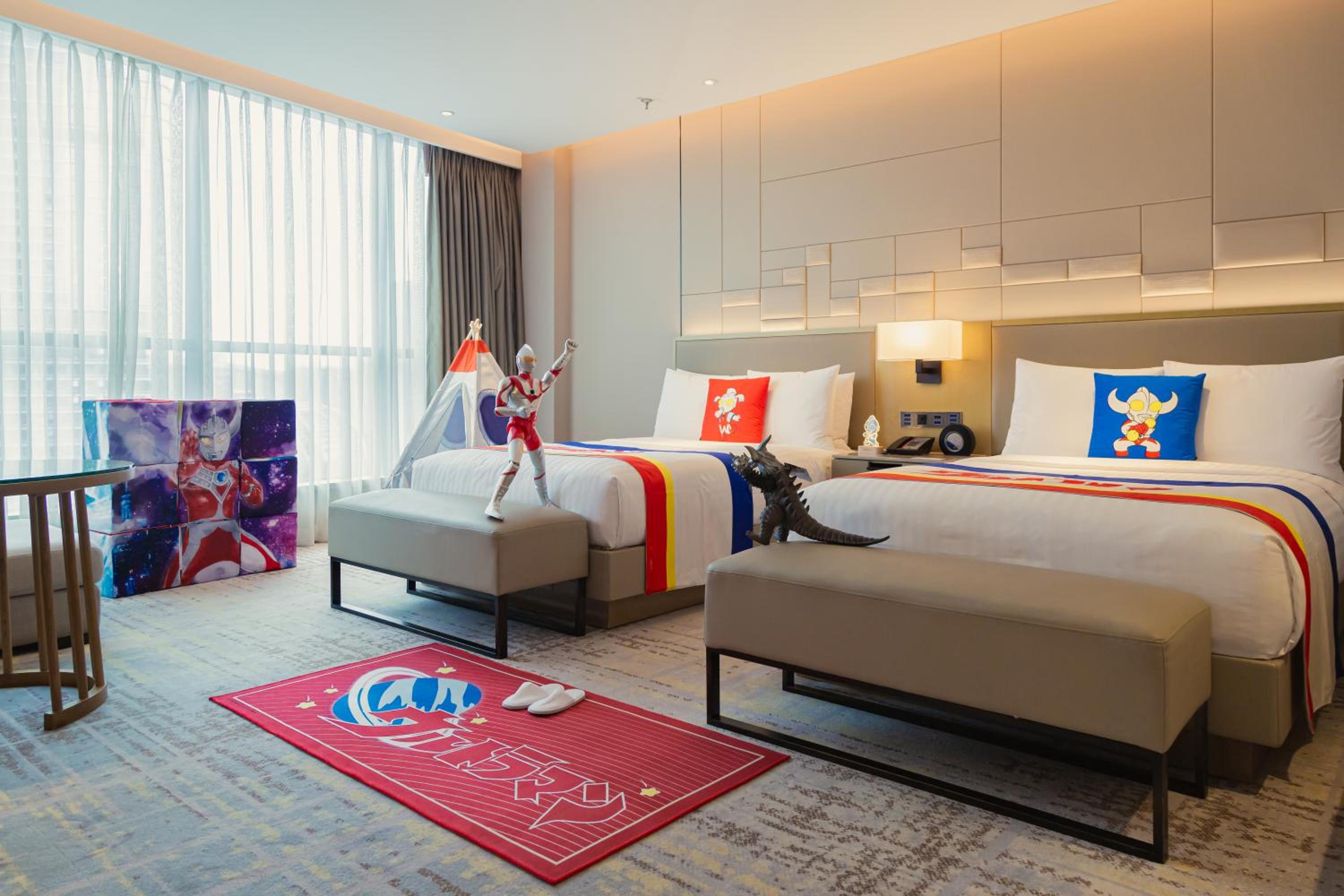 Family Room with Two Twin Beds and Twin Towers View
