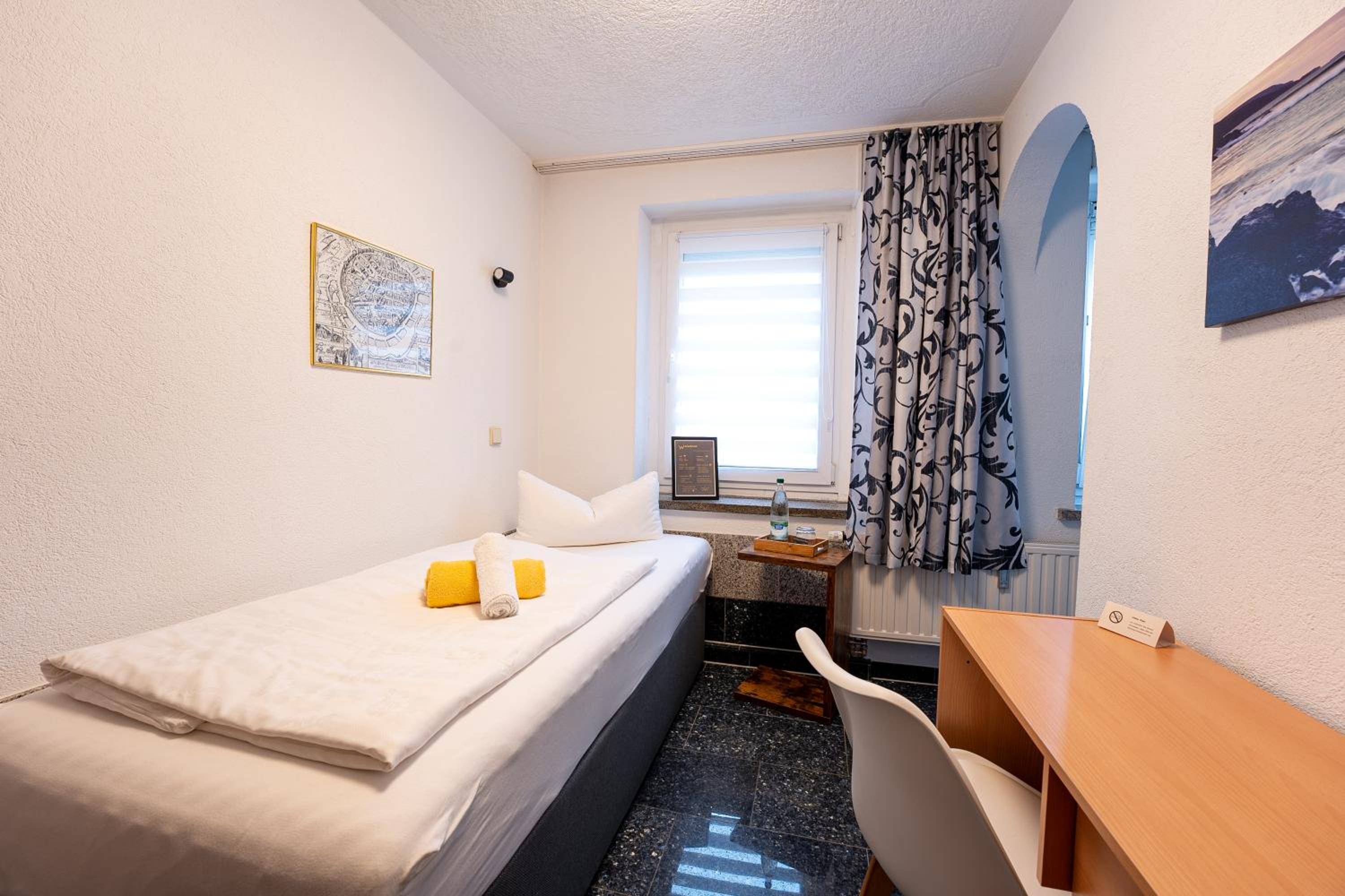 Standard Single Room