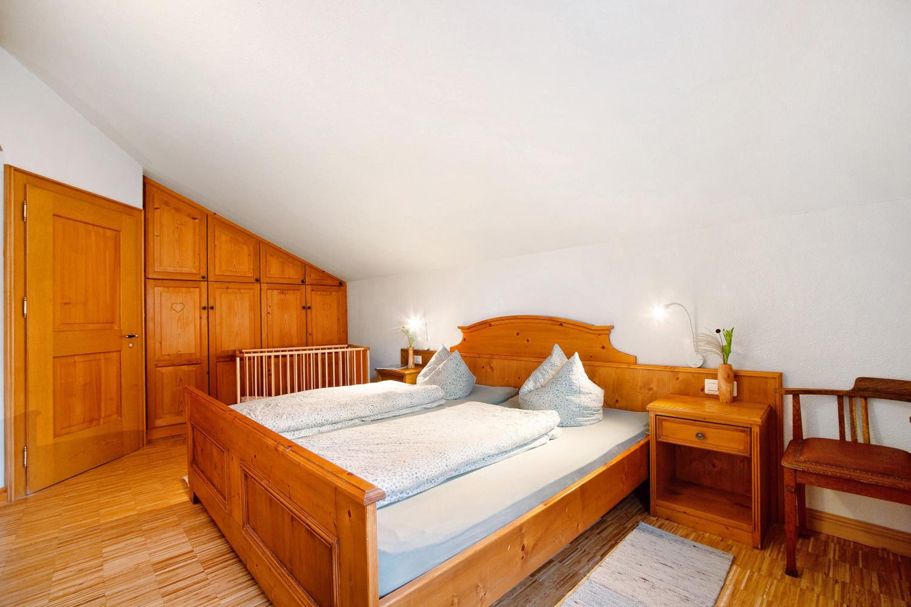 Three-Bedroom Premium Apartment with Balcony photo 1