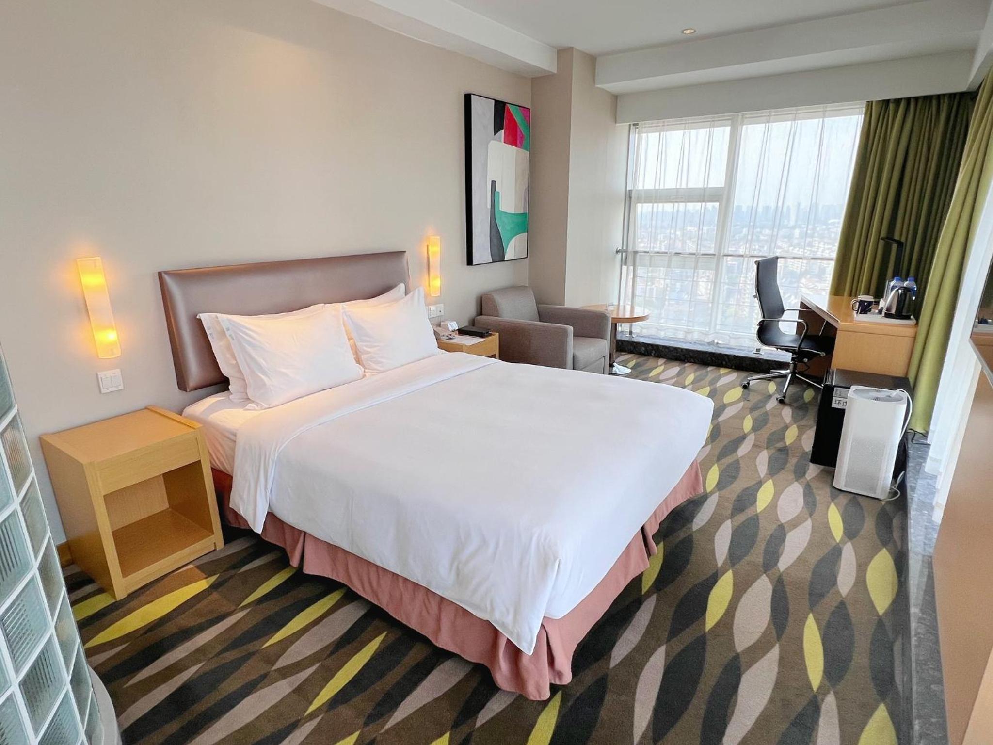King Room with Sofa Bed