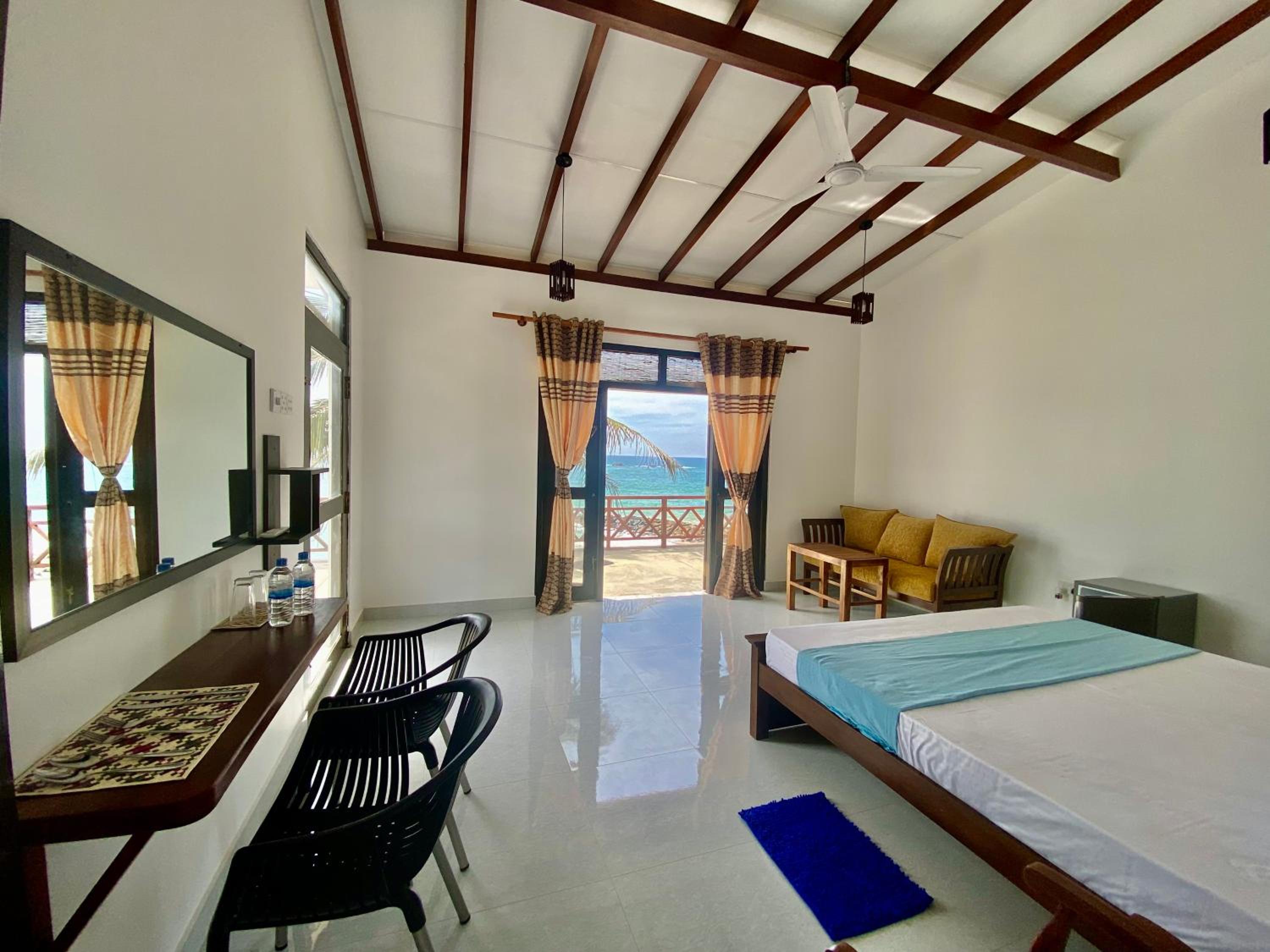 King Room with Sea View photo 1