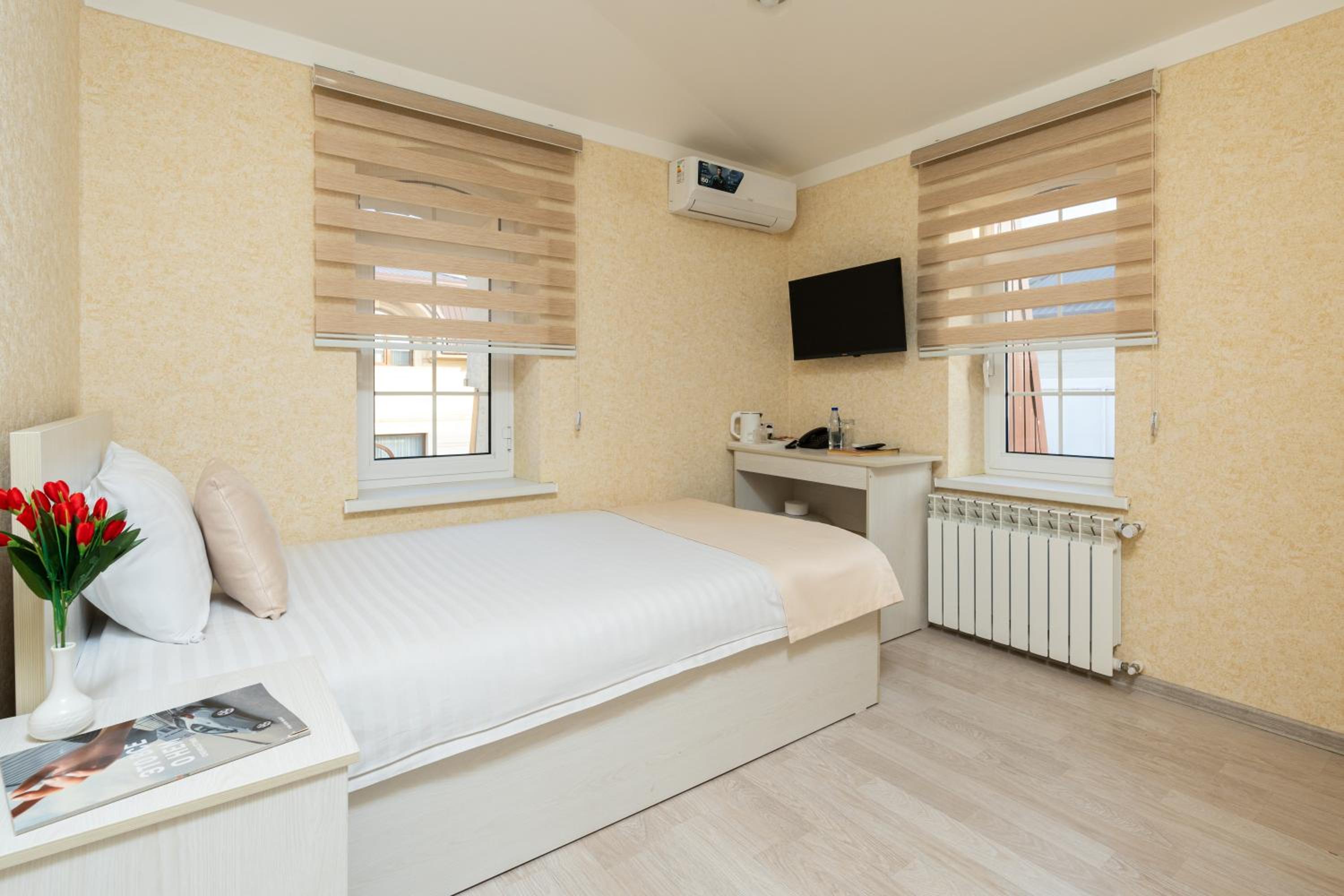 Single Room - Photo 3