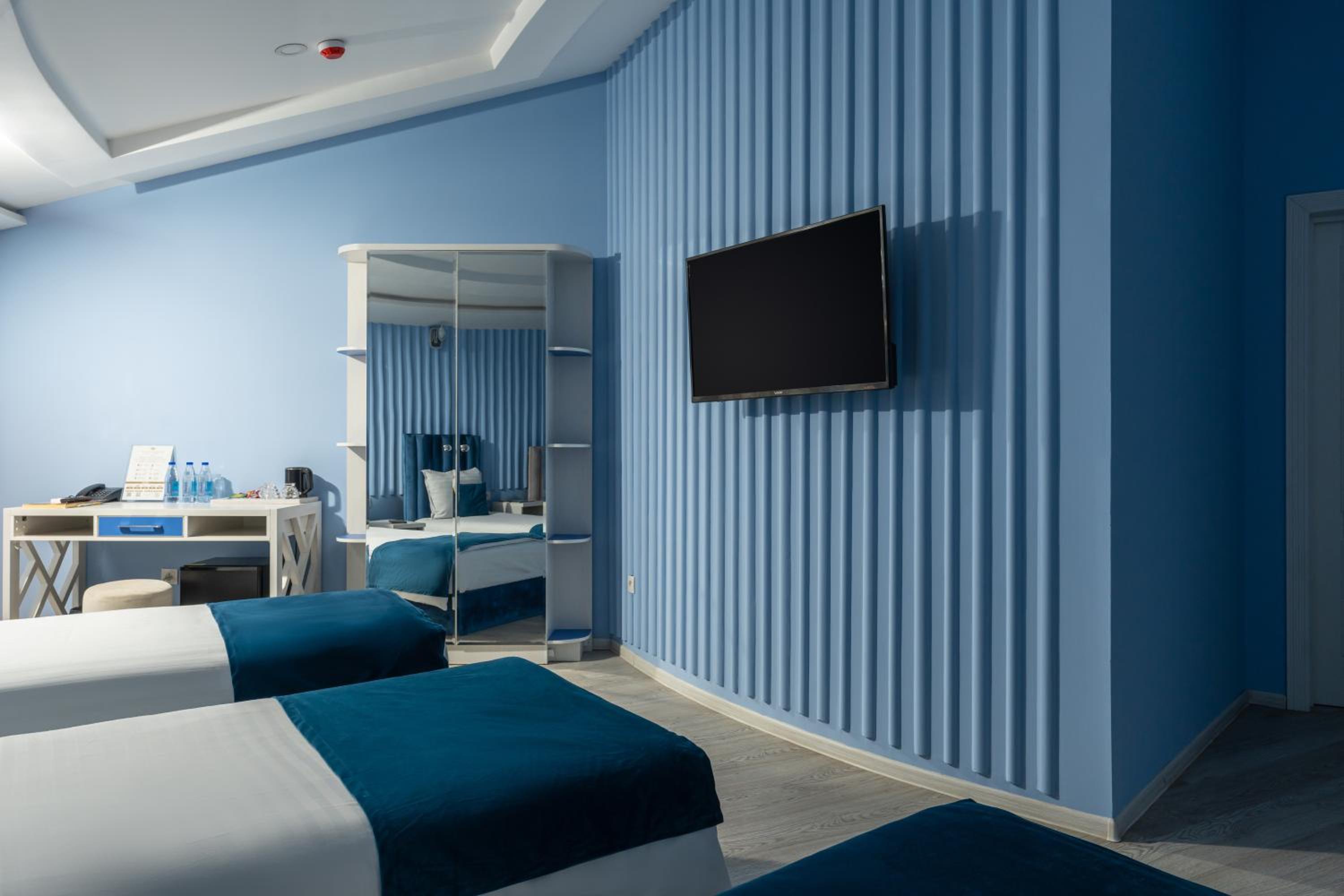 Standard Triple Room - Photo 7