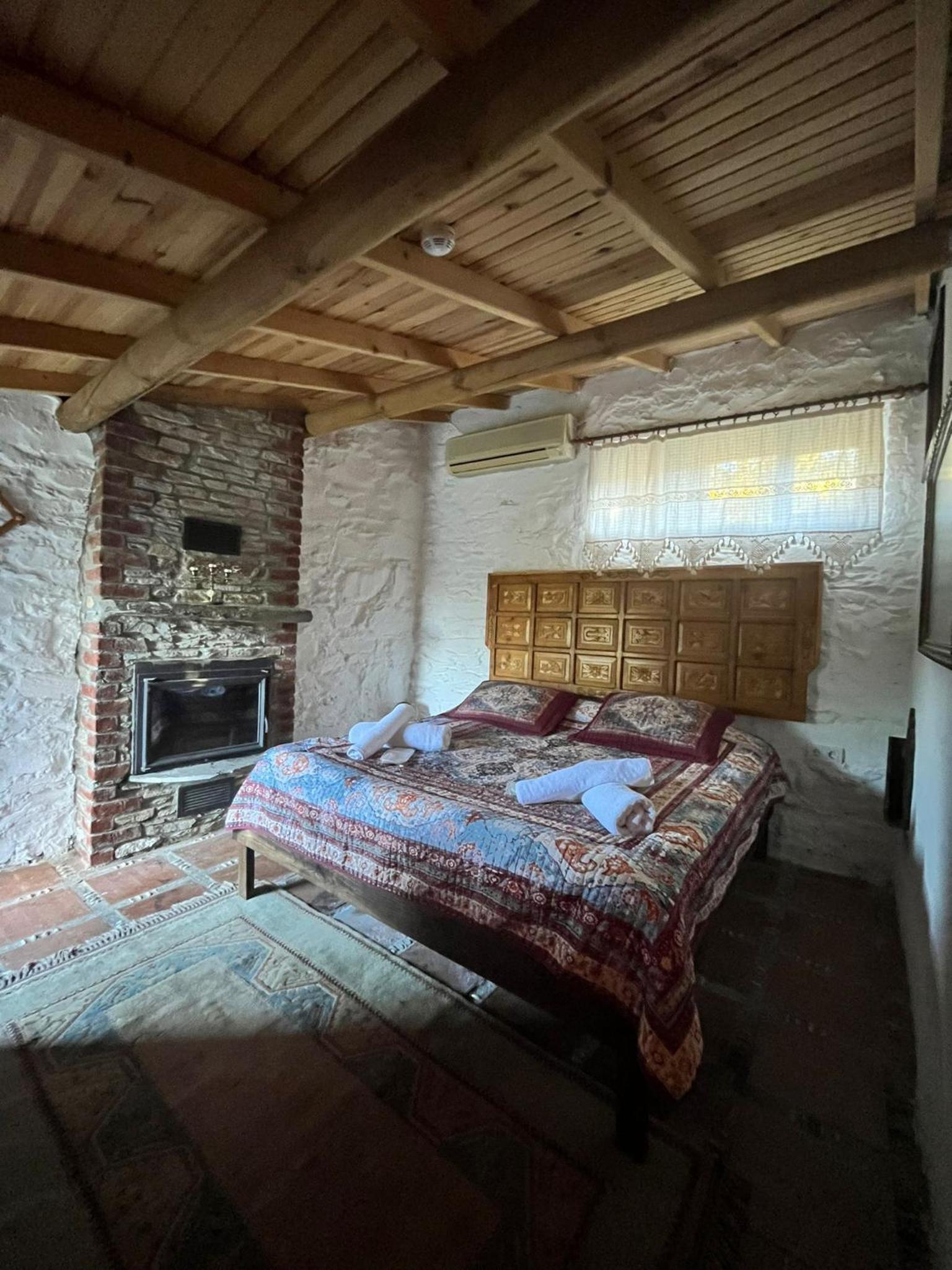 Deluxe Queen Room photo 1