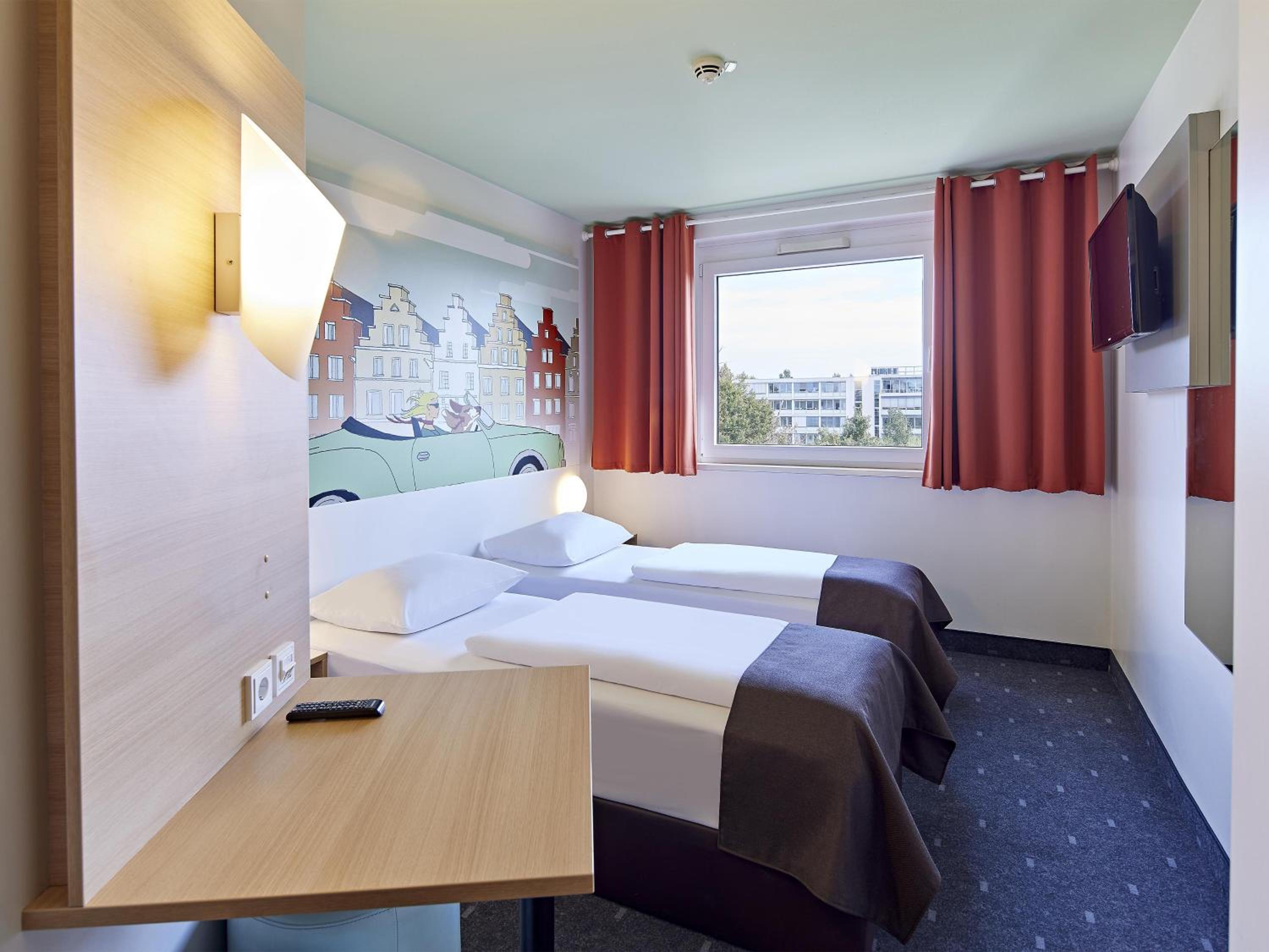 Twin Room - Photo 1