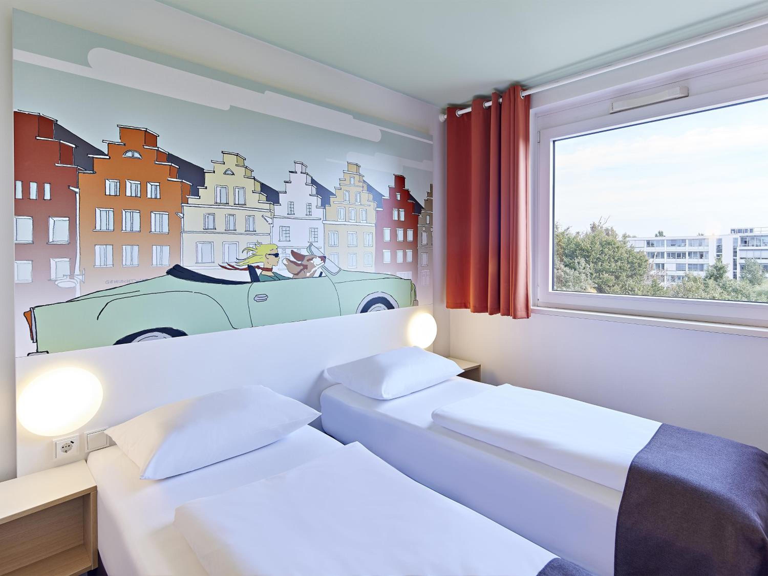 Twin Room - Photo 4