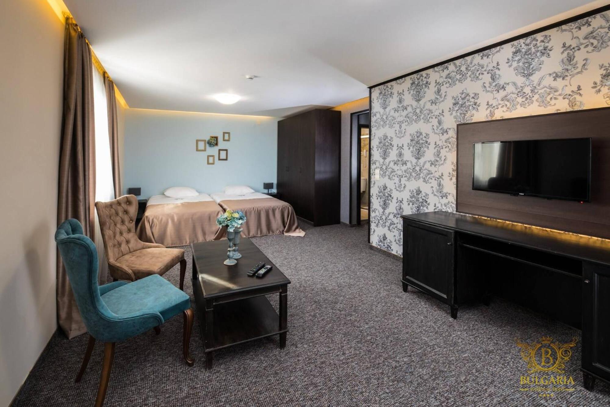 Twin Room - Photo 2