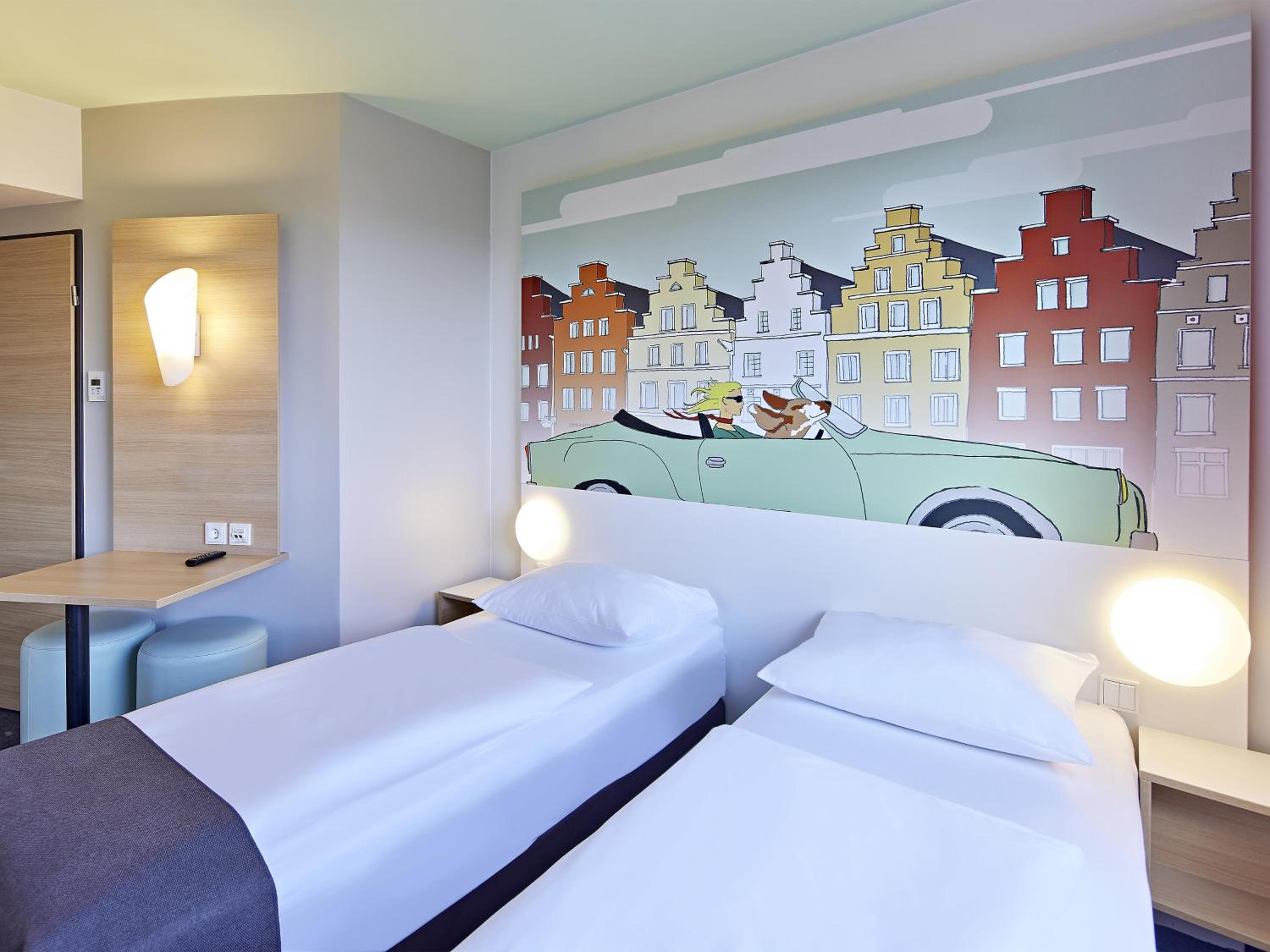 Twin Room - Photo 5