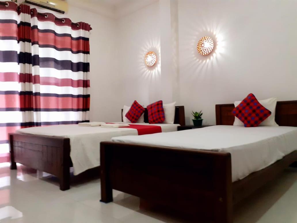 Deluxe Double Room (2 Adults + 1 Child) photo 3
