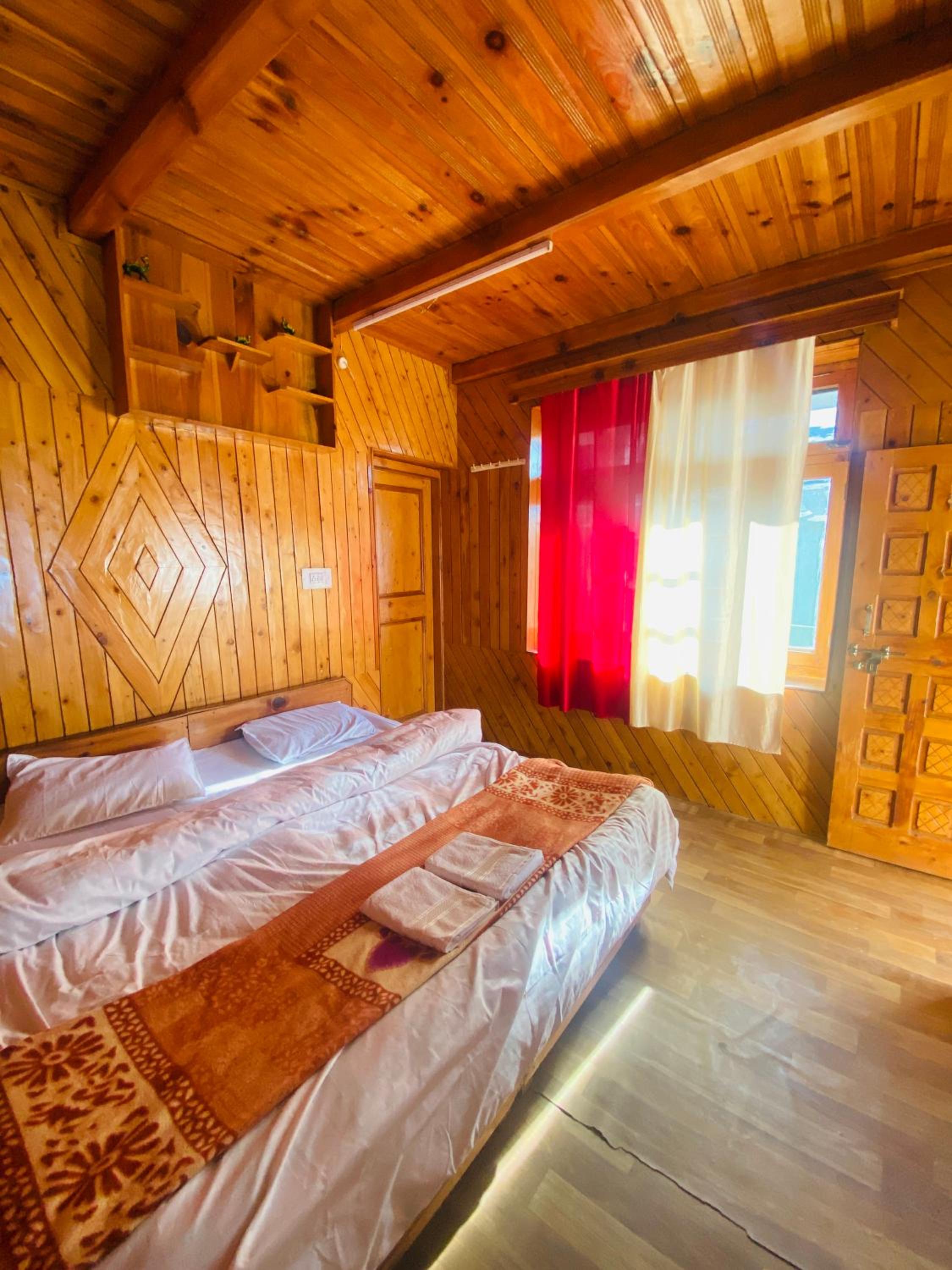 Double Room With Balcony photo 3