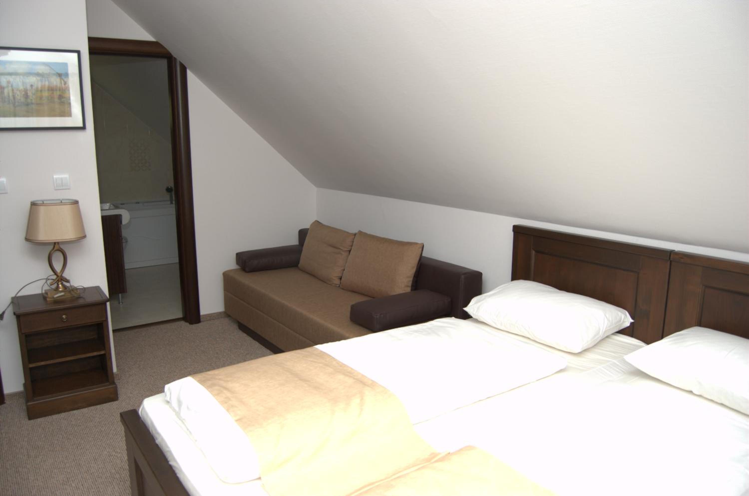 Superior Triple Room - Photo 1