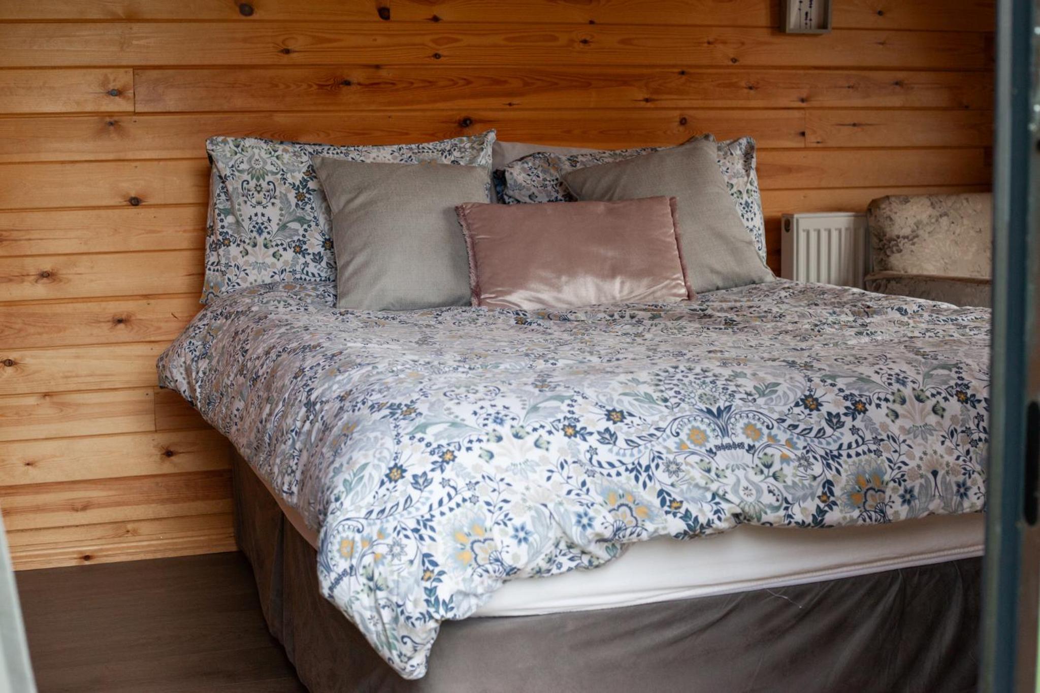 Superior Chalet - Photo 1