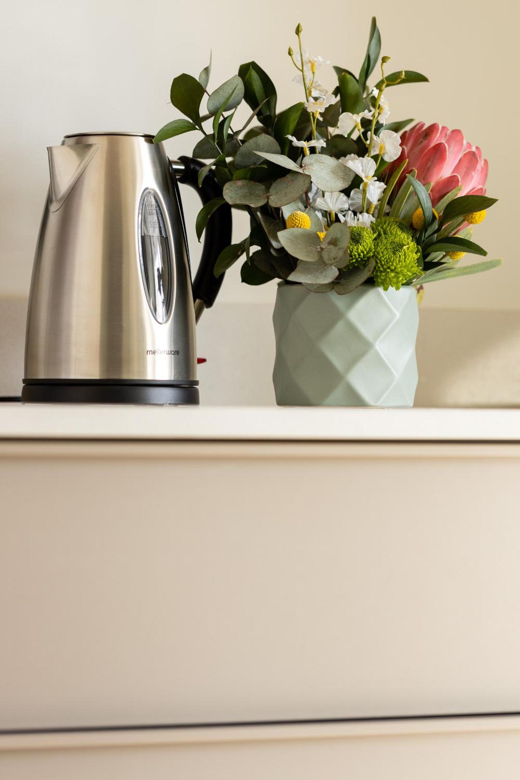 Standard Studio - Photo 4