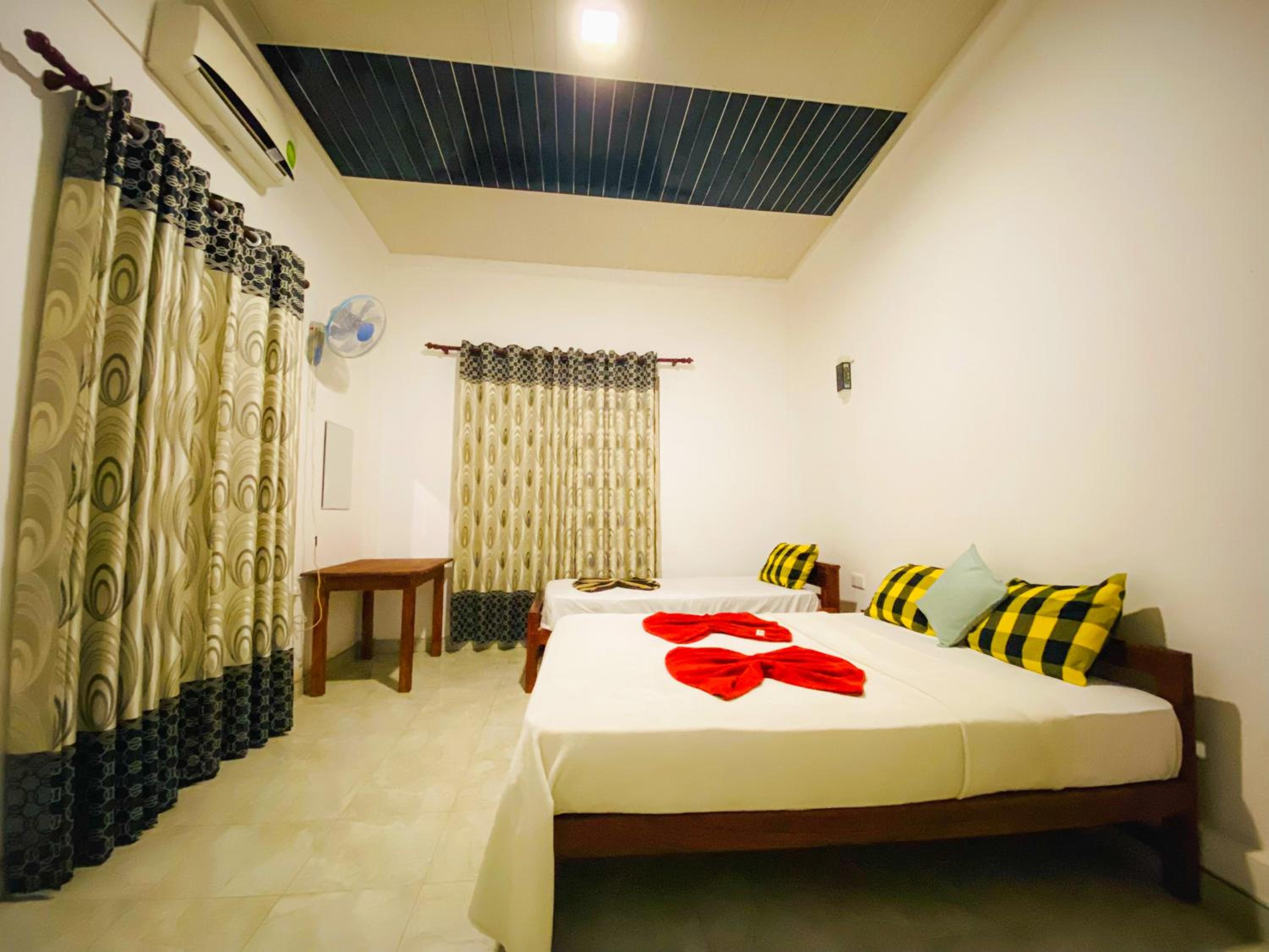 Deluxe Triple Room photo 2