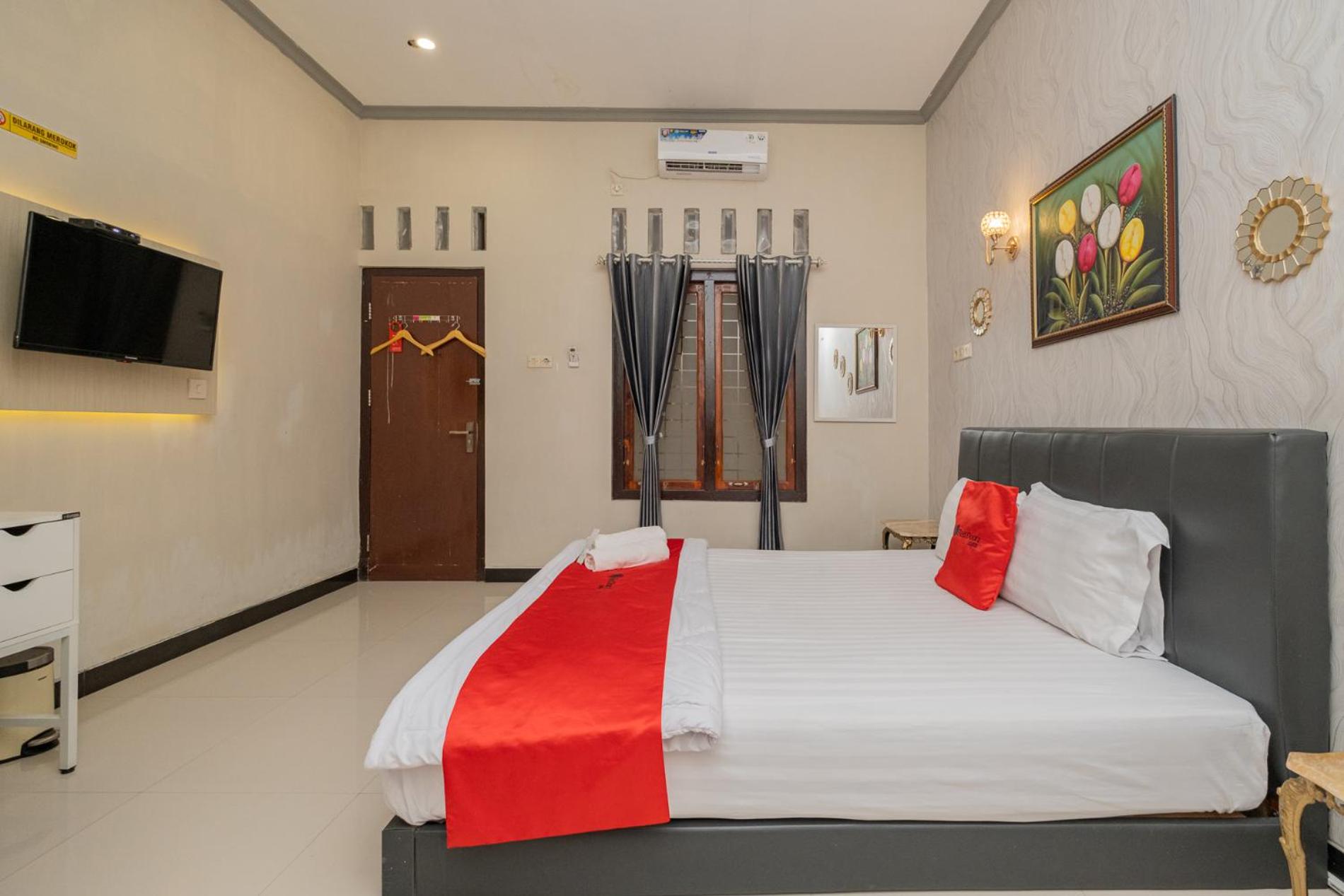 Double Room - Photo 8