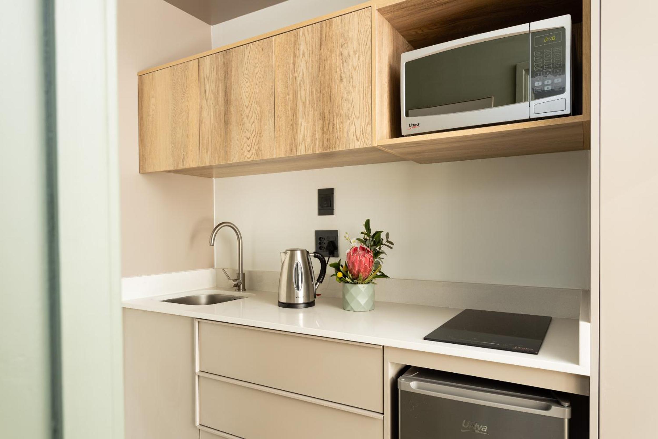 One-Bedroom Apartment - Photo 2