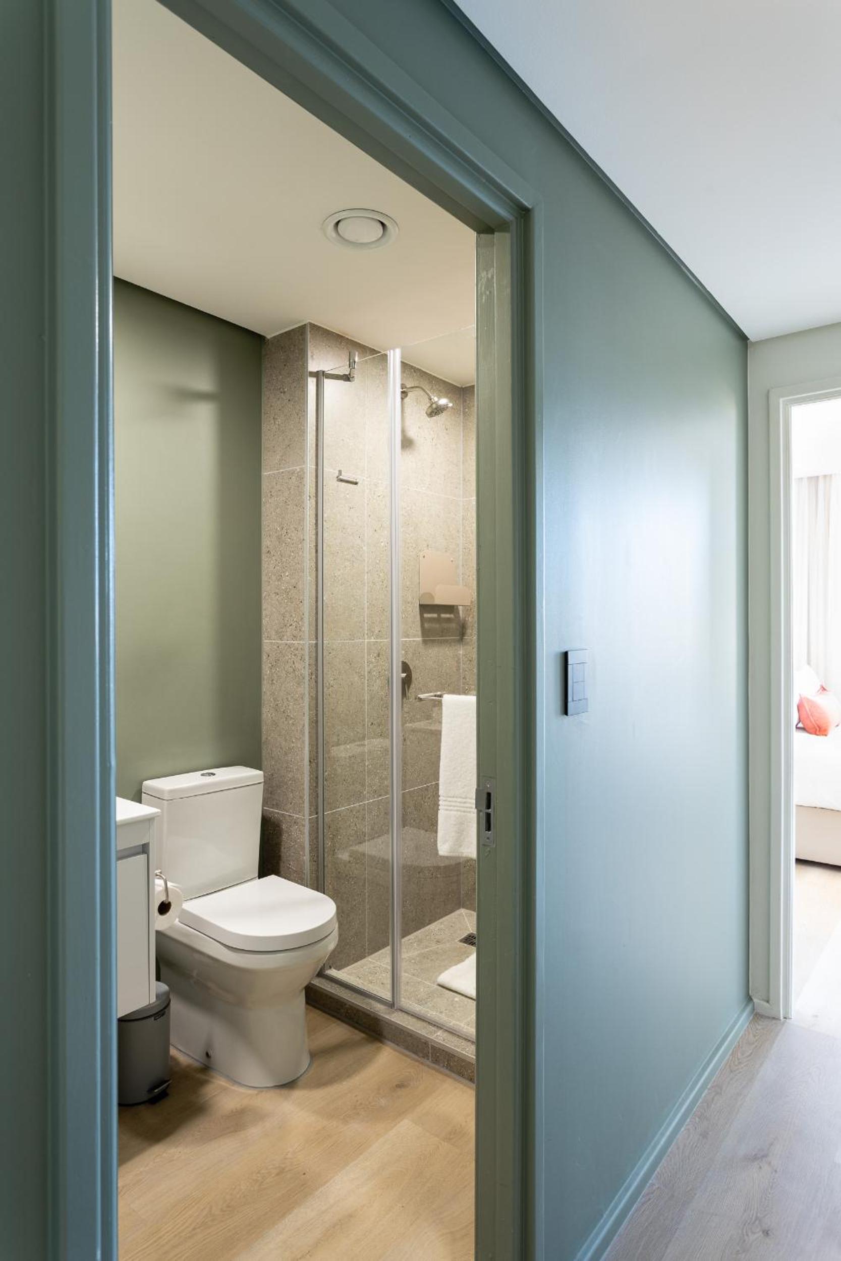 One-Bedroom Apartment - Photo 15