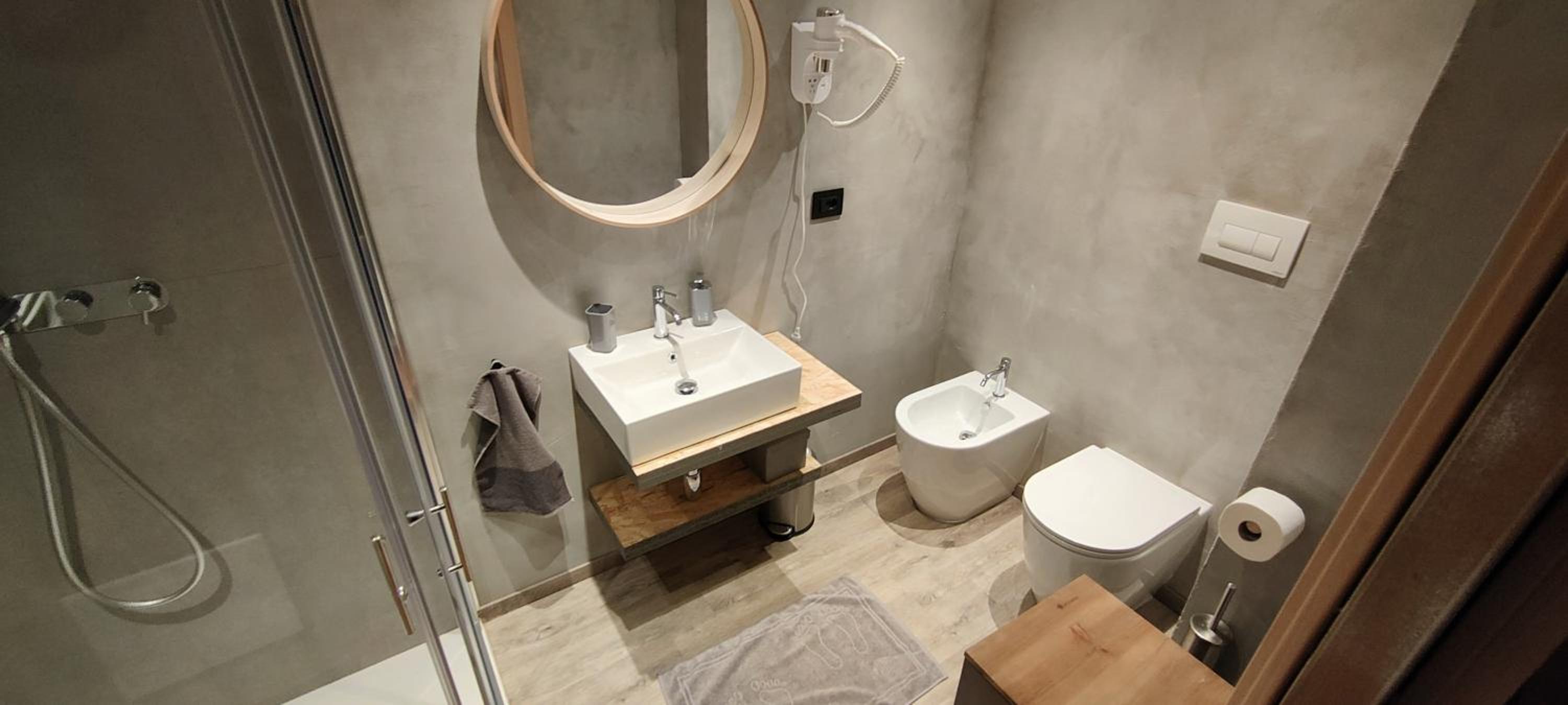Deluxe Single Room
