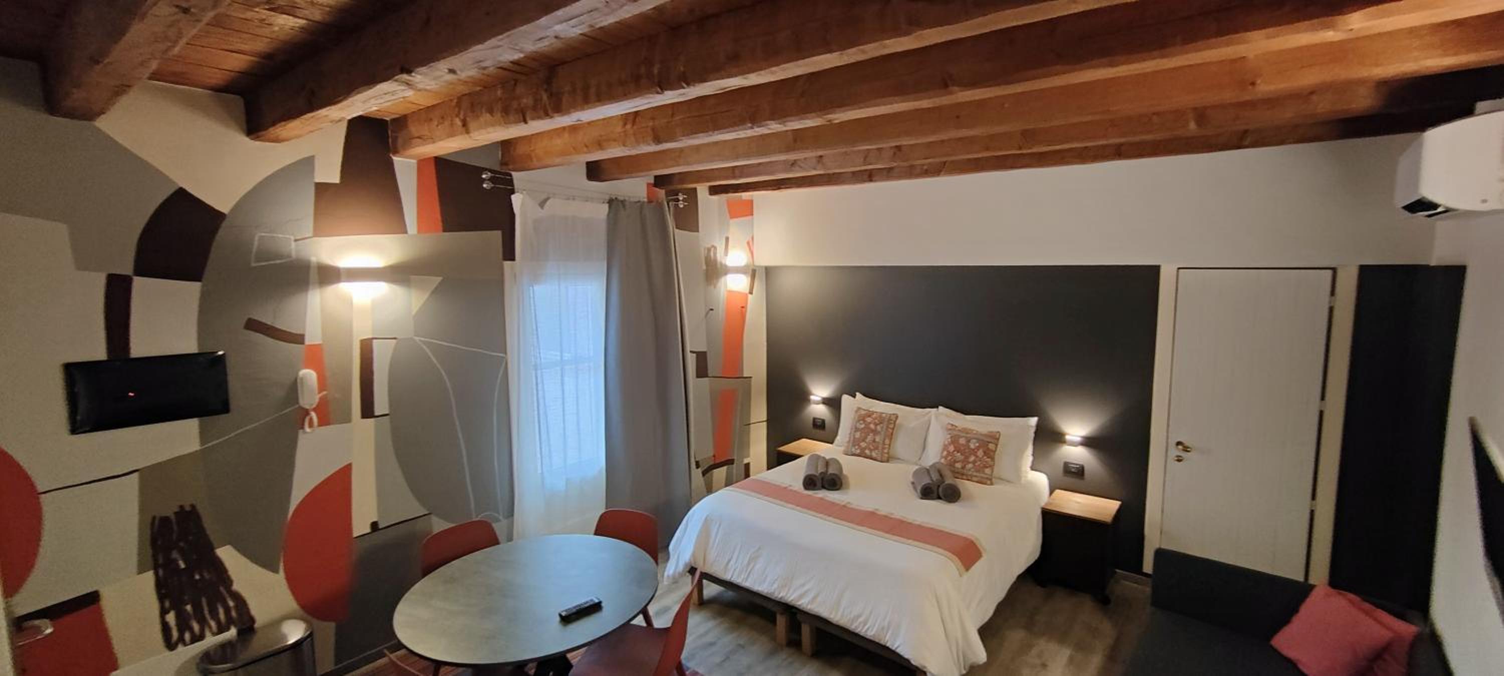 Studio with Sofa Bed
