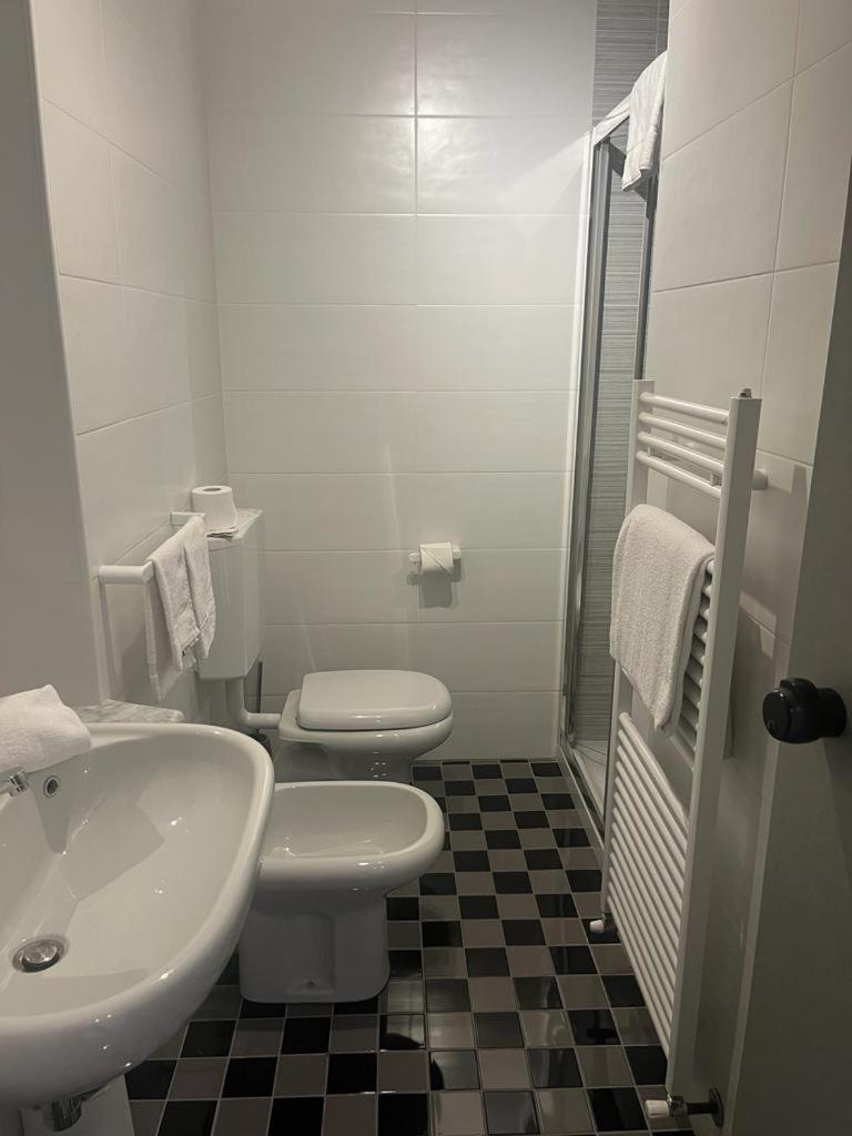 Classic Double Room - Photo 6