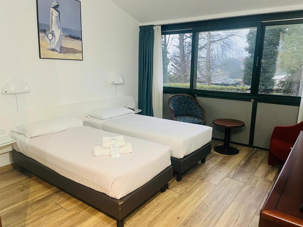 Classic Double Room - Photo 7