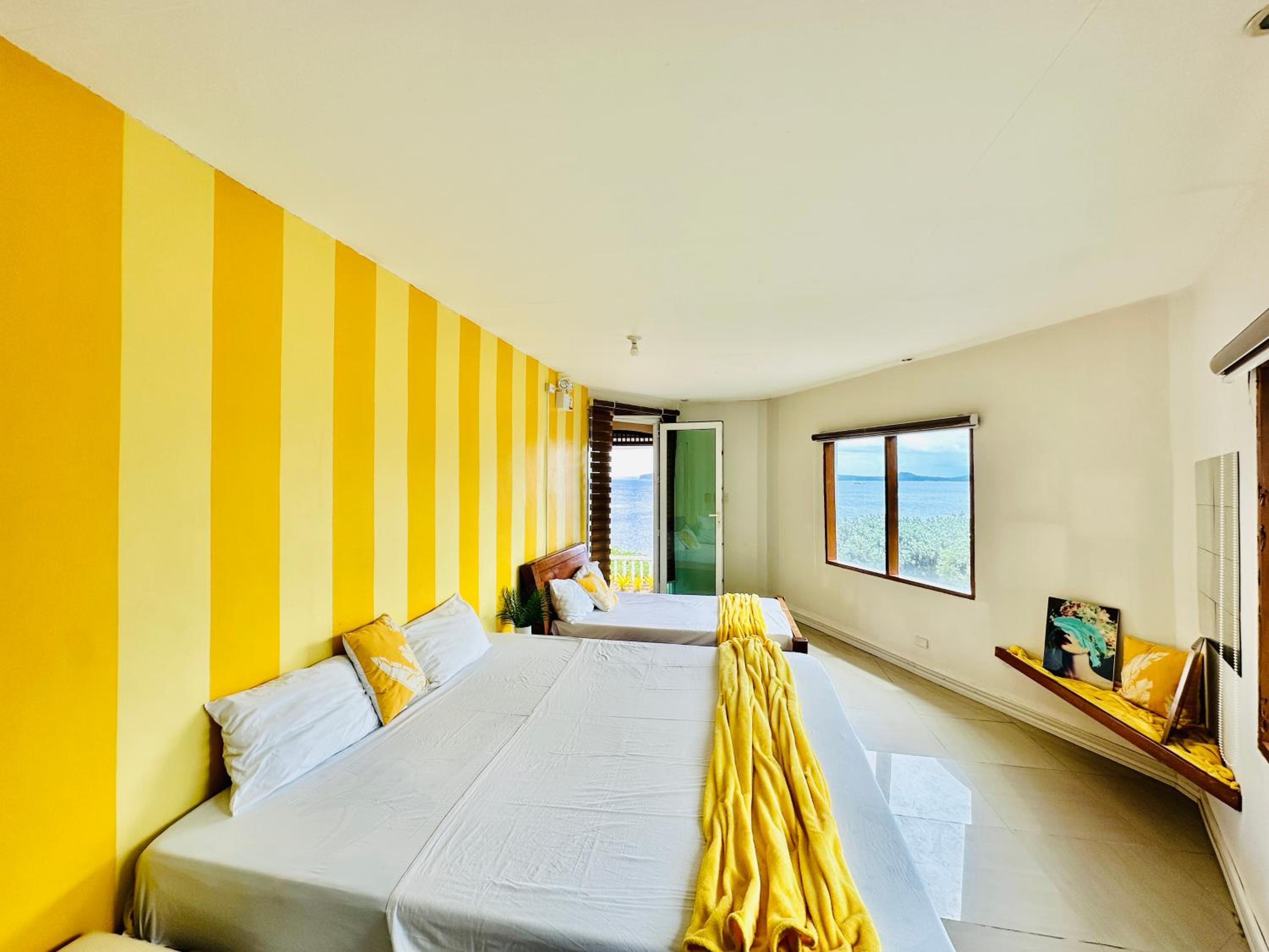 Double Room with Balcony and Sea View photo 1