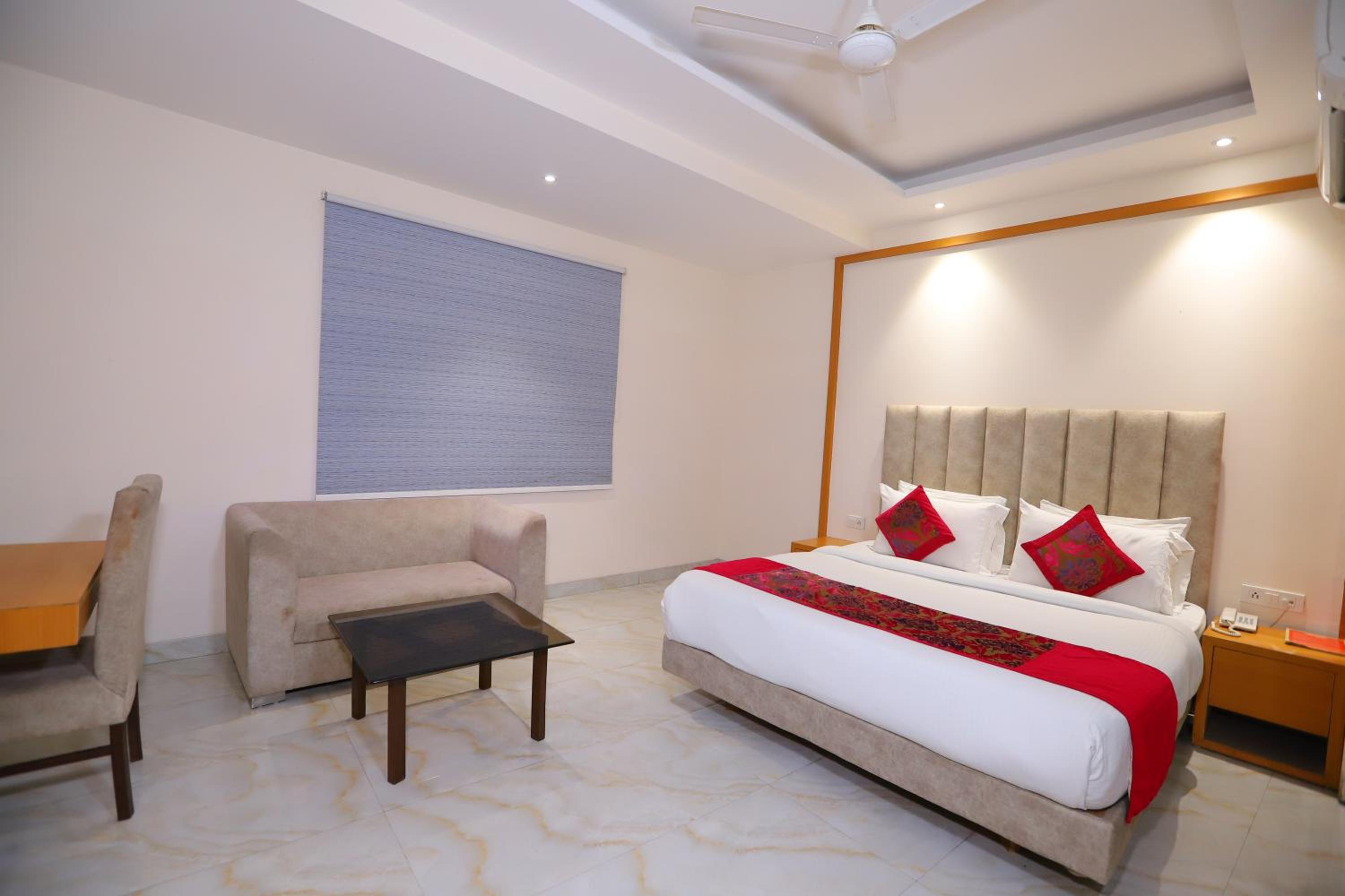Superior King Room photo 1
