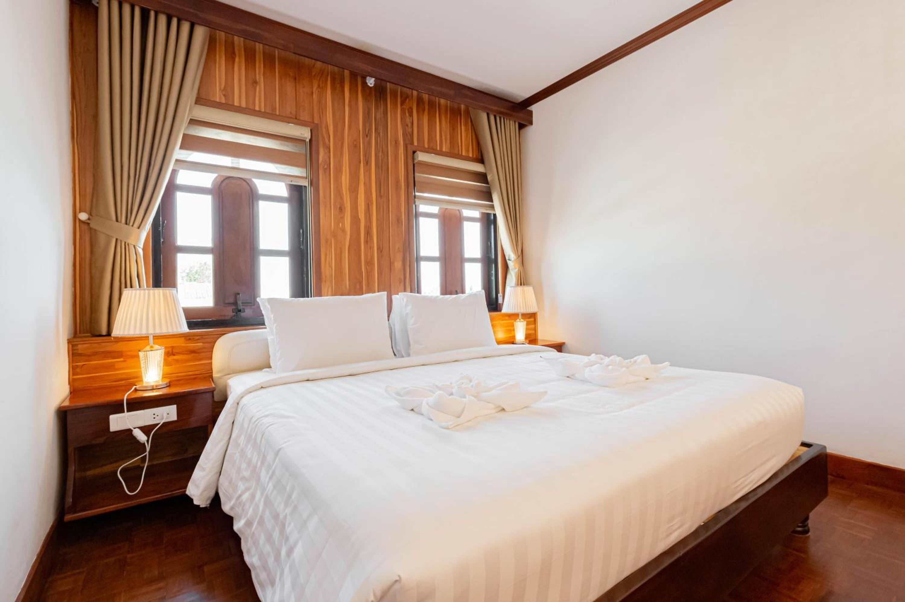 Deluxe Double Room - Photo 2