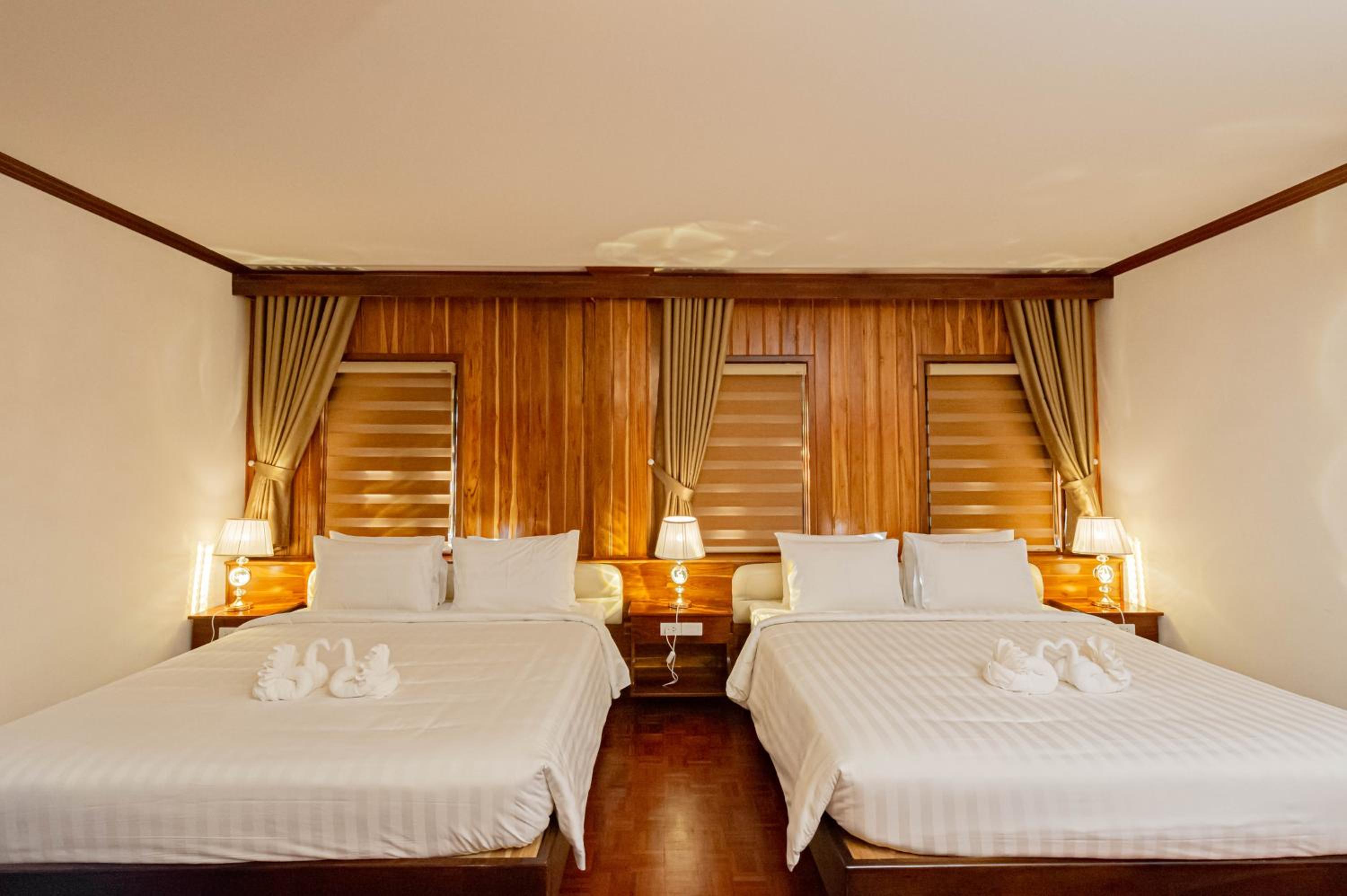 Twin Room - Photo 24