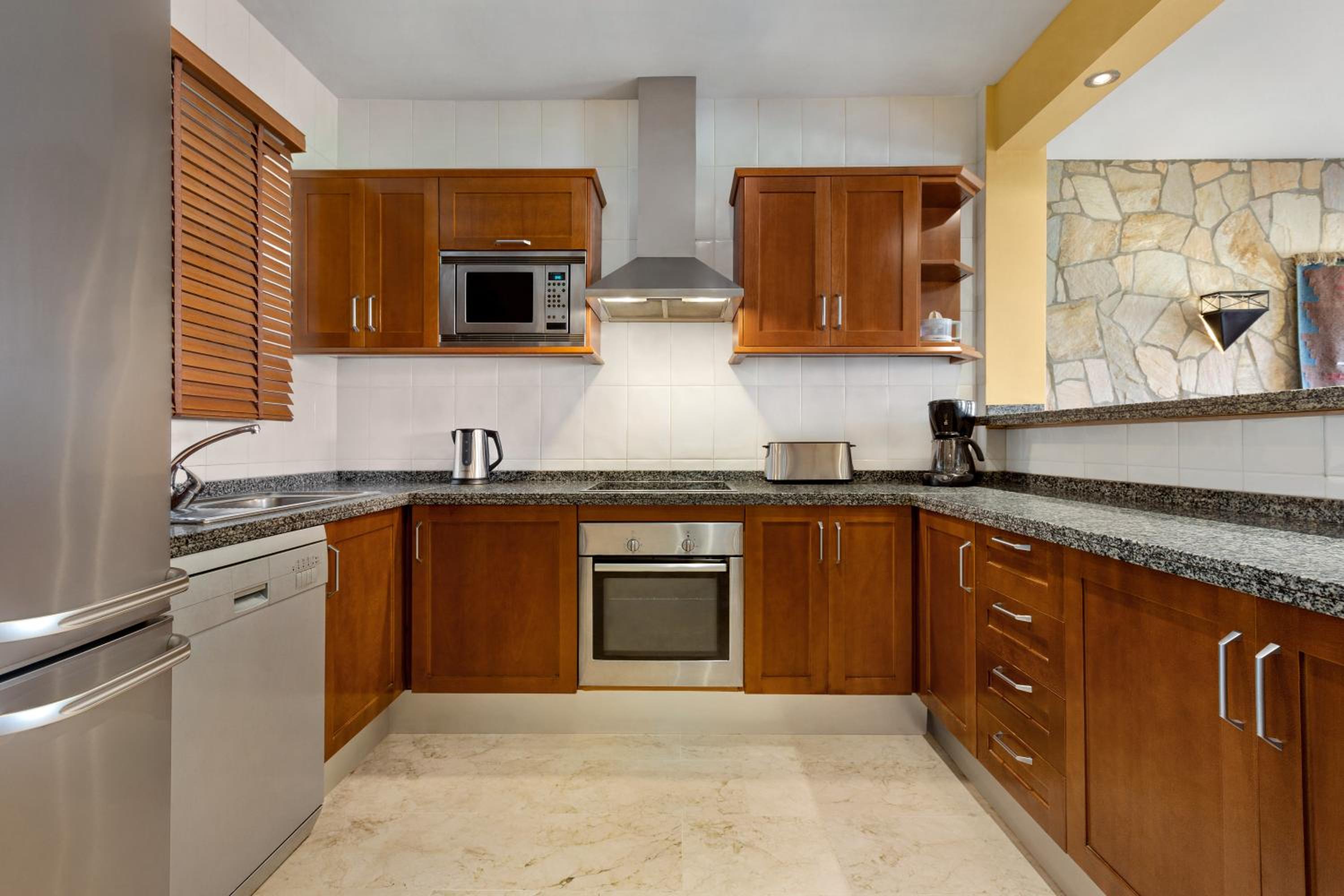 Deluxe Two Bedroom Suite with Sea View