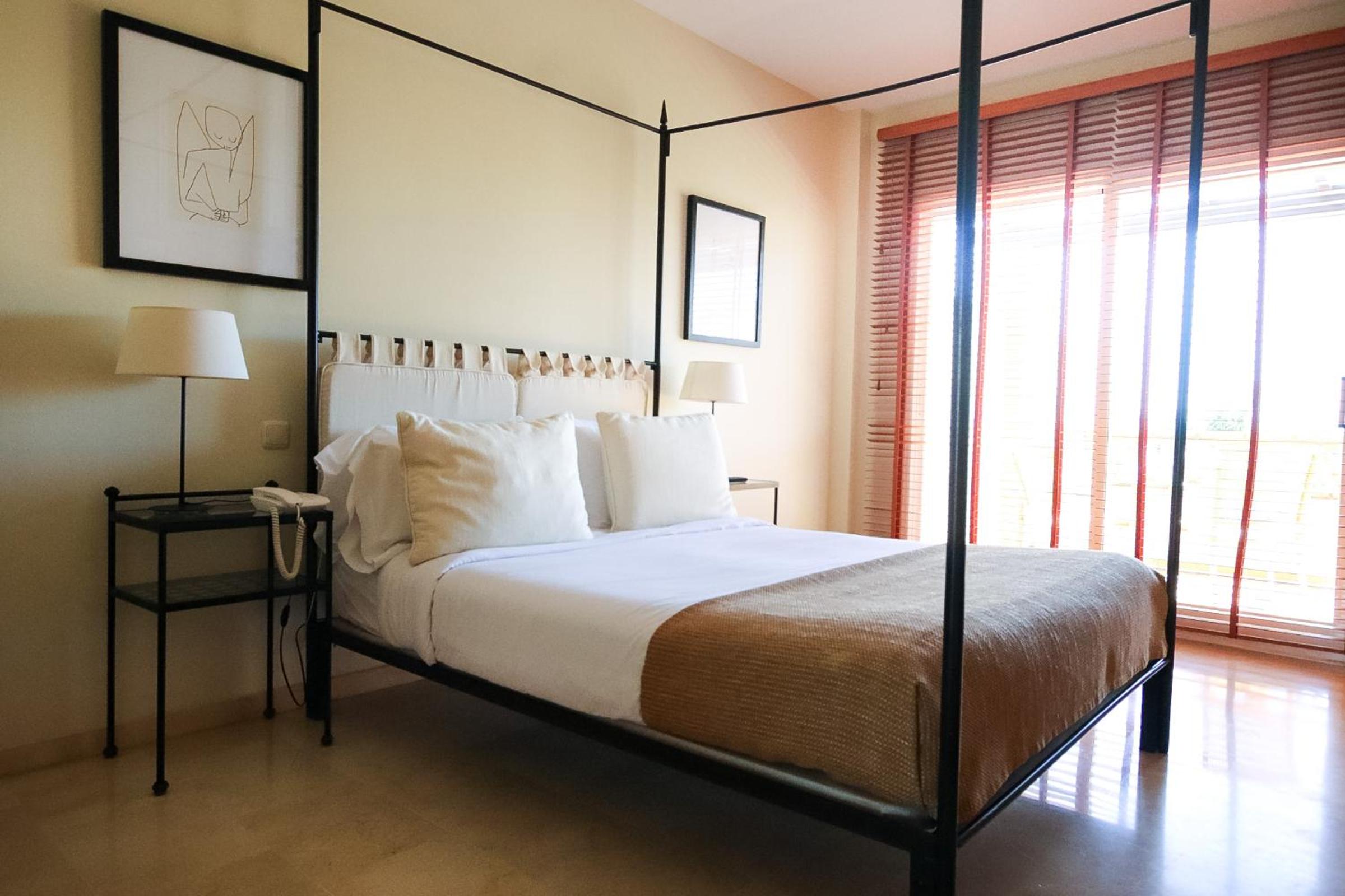 Deluxe Two Bedroom Suite with Sea View